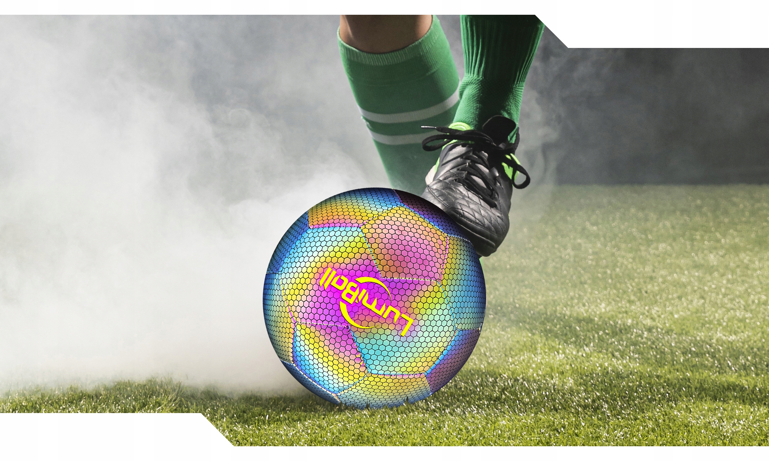 PIŁKA NOŻNA ŚWIECĄCA ODBLASKOWA LUMIBALL DO NOGI ROZMIAR 5 HOLOGRAFICZNA Model PIŁKA HOLOGRAFICZNA LB-01