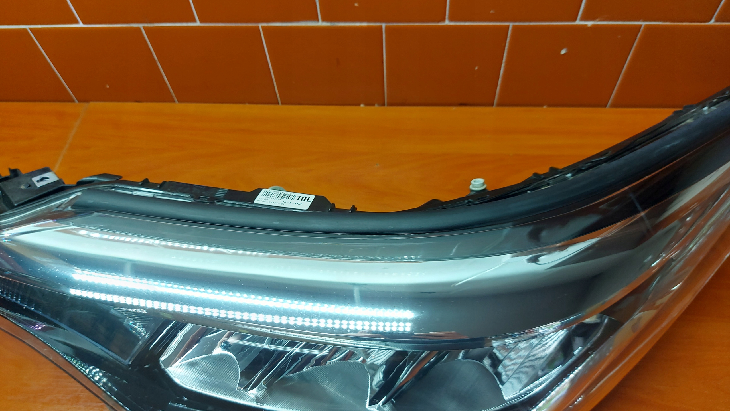 REFLEKTOR light left left front TOYOTA CHR C-HR 19- LIFT