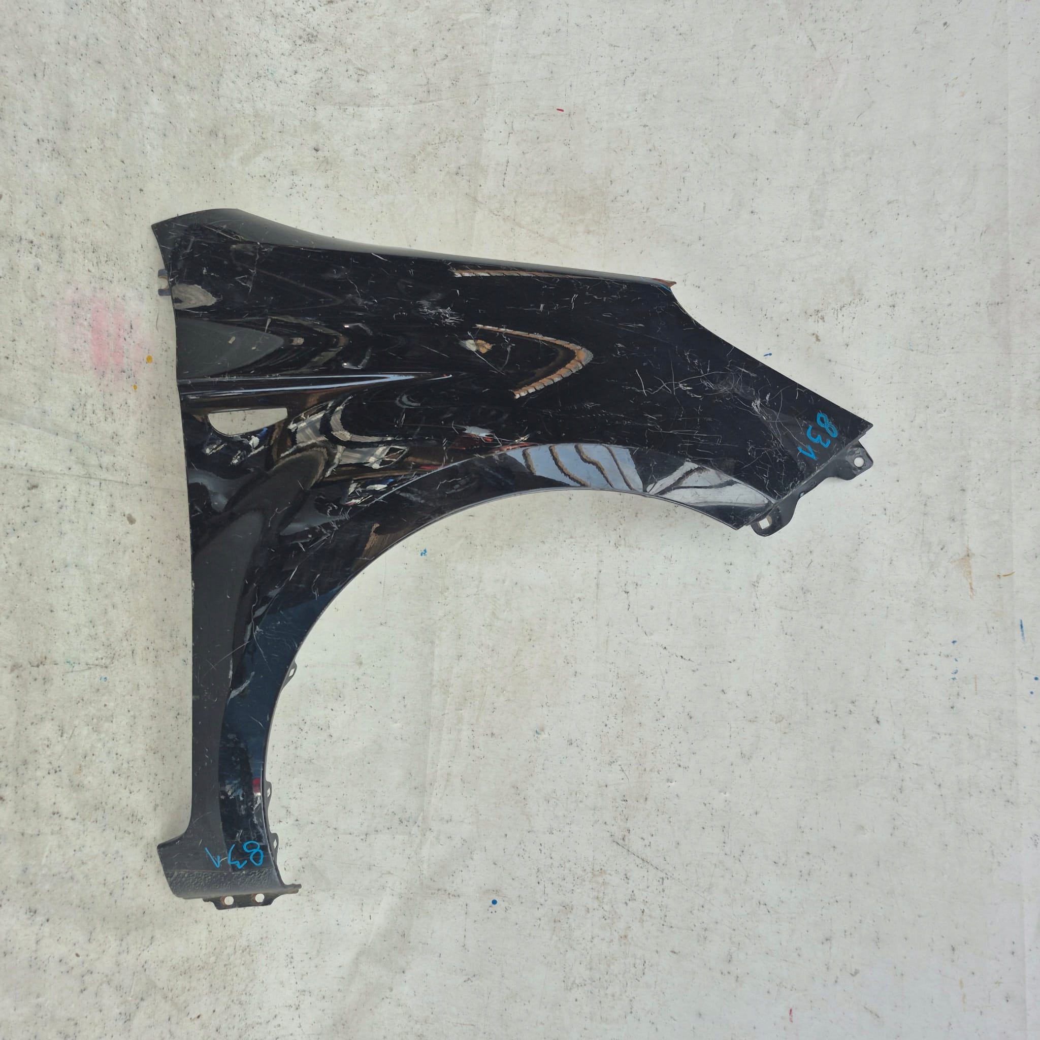 HYUNDAI I20 and 1 08-12 fender front front right