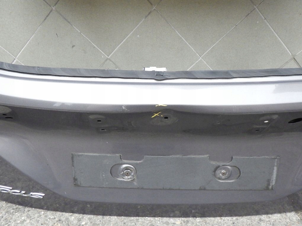 FORD FOCUS MK3 III HB 10- HECKKLAPPE