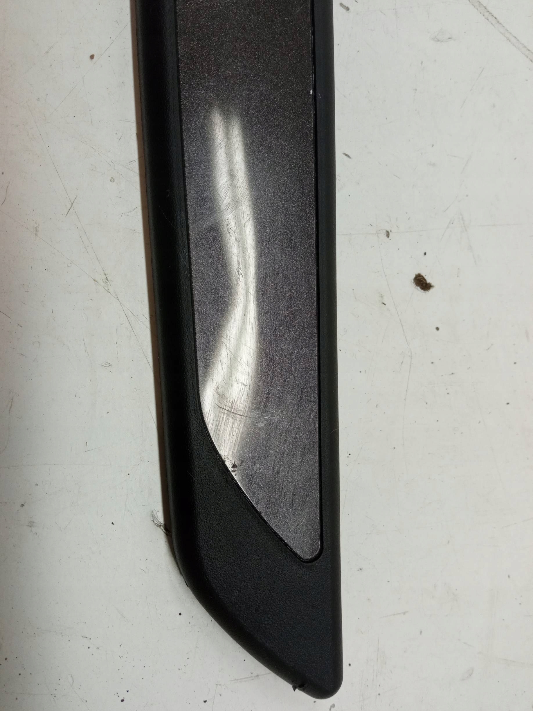 cover of the threshold cap front Dacia Duster III (2024- )