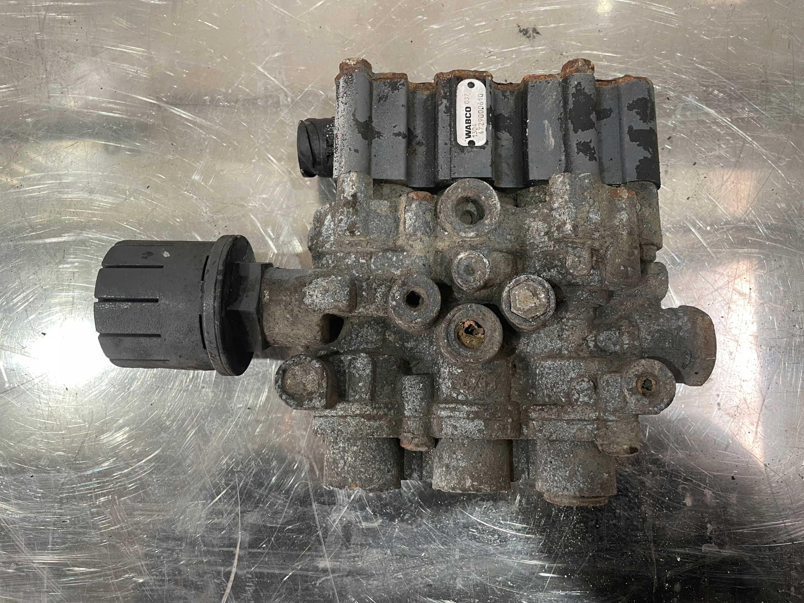 4729000610 1383955 - Клапан подушки подвески ECAS Scania R