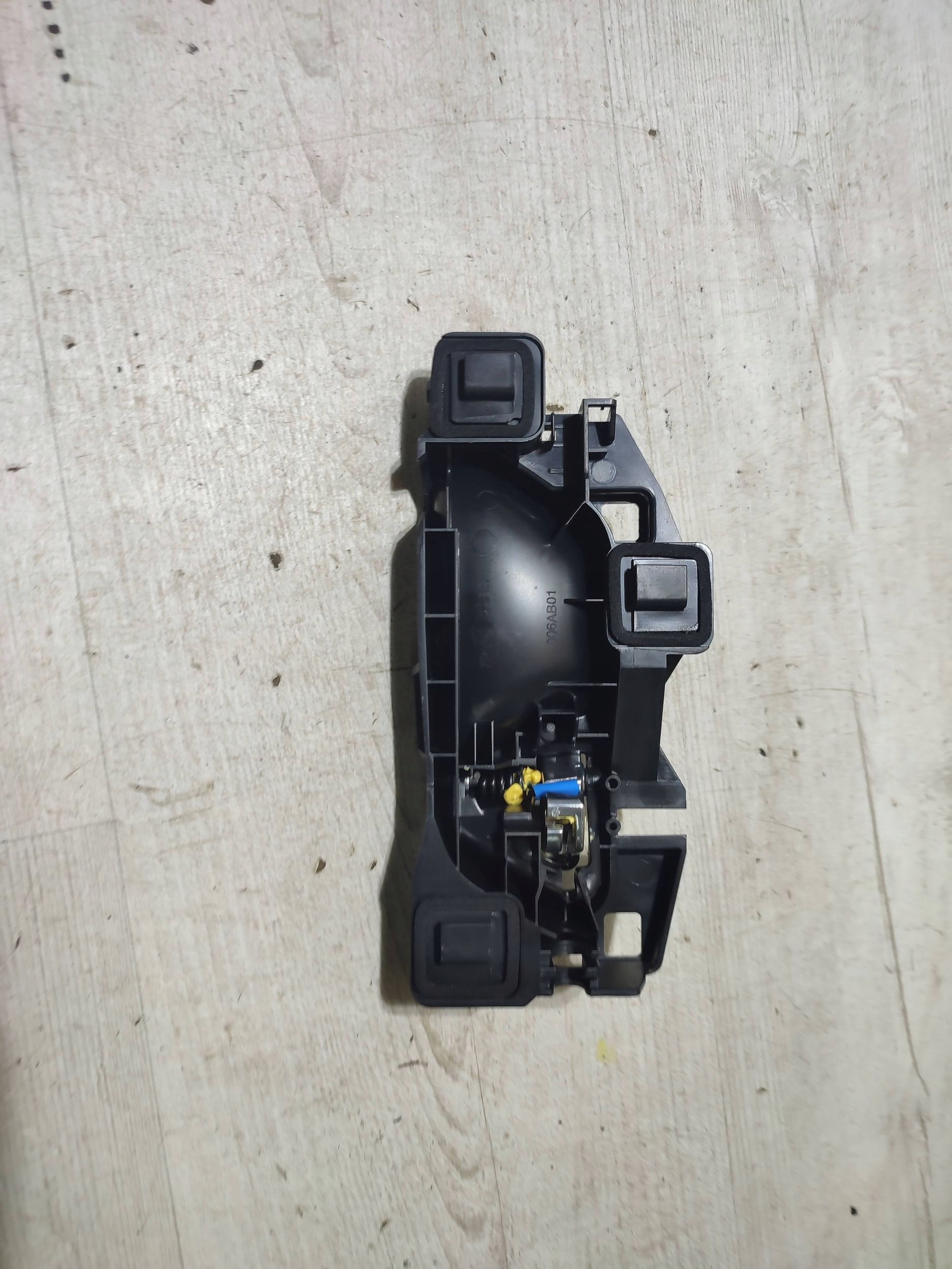 Opel Corsa F 2020 rear part side right handle inner