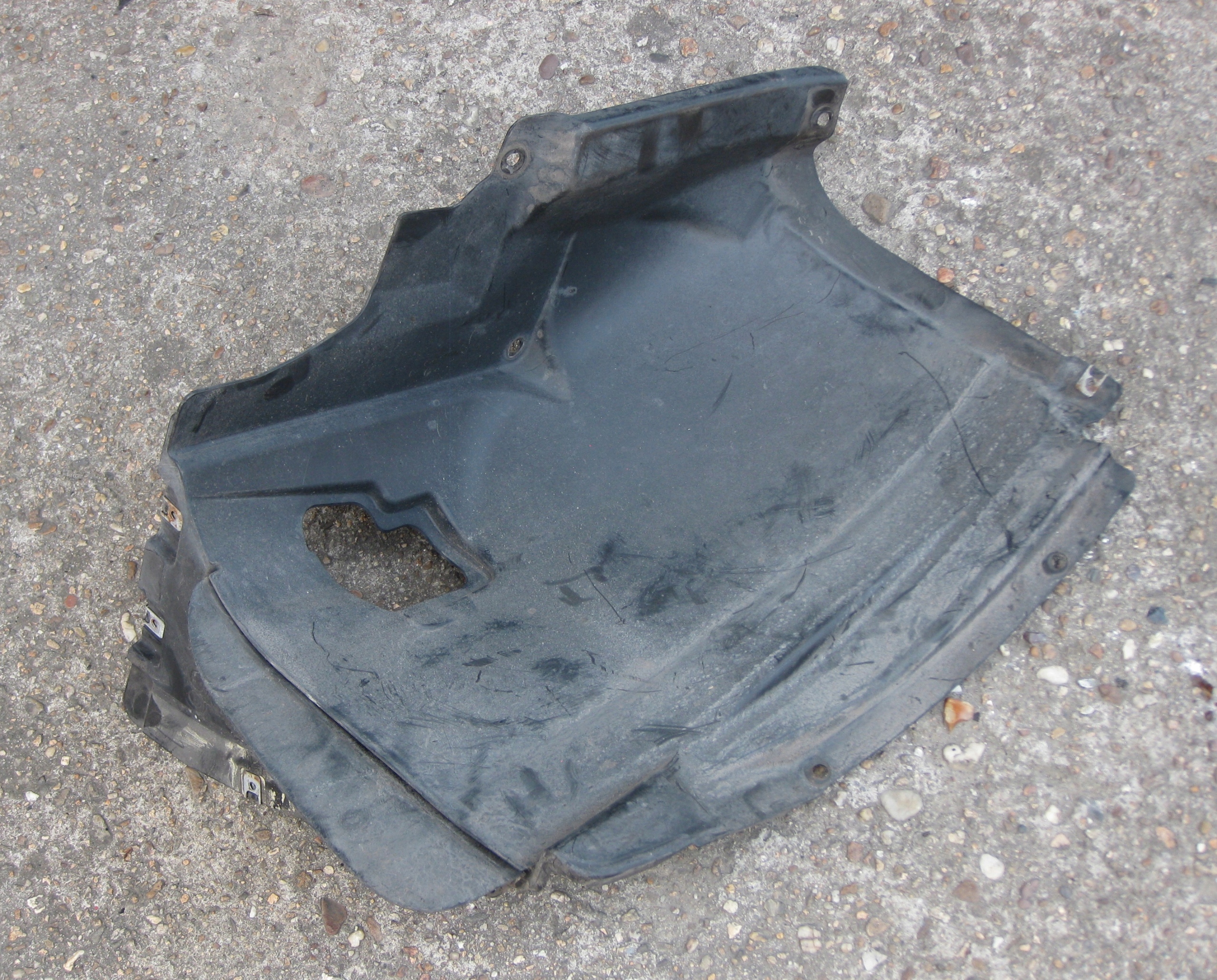 BMW E87 08R mudguard left front part rear original 7059371