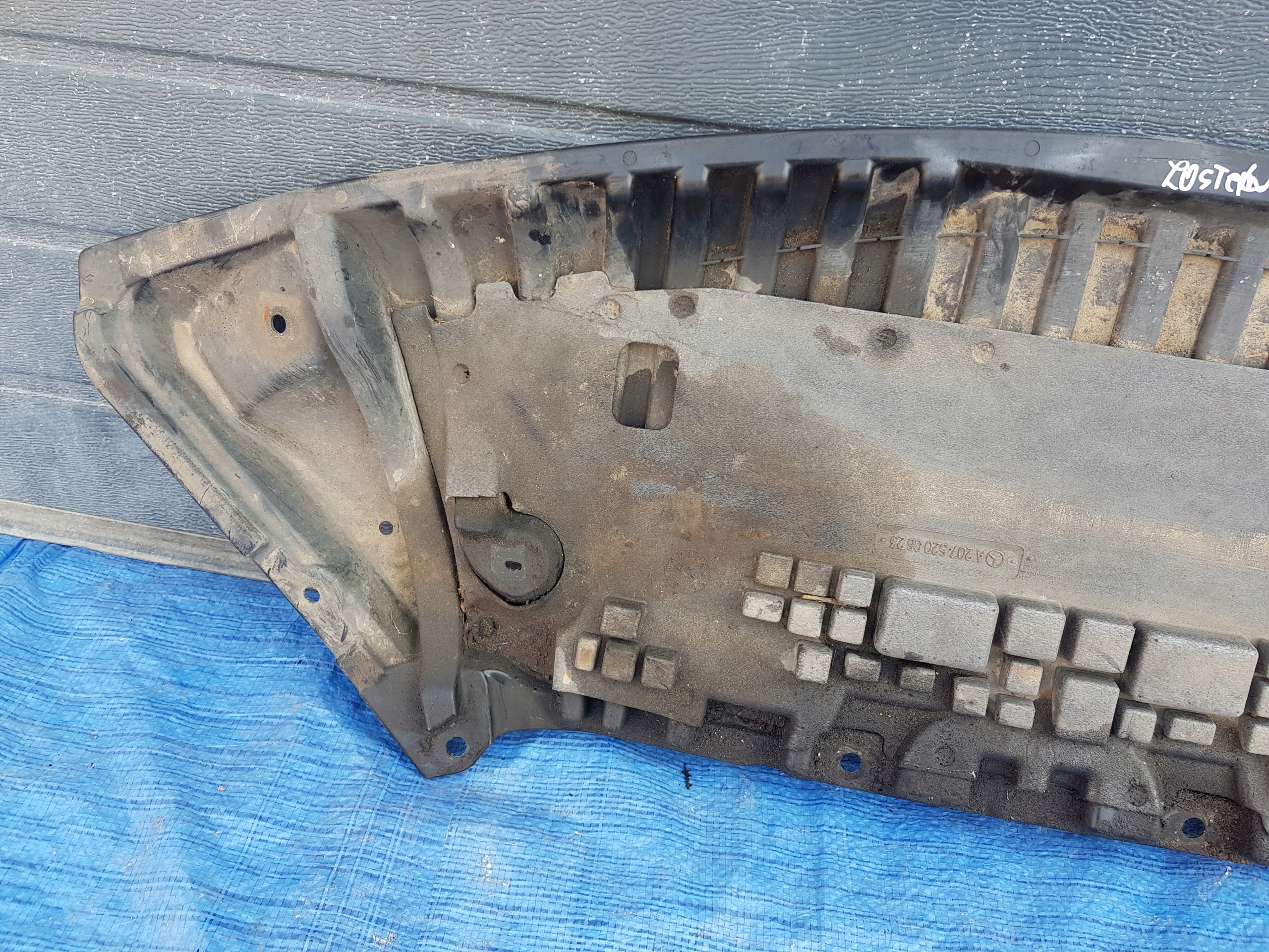 cover cover below engine bumper MERCEDES W207 2075200623