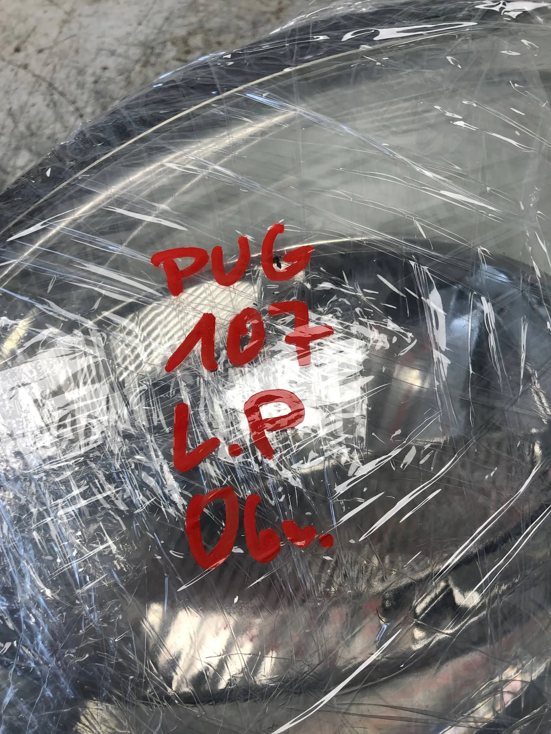 light left front PEUGEOT 107 81150-0H030