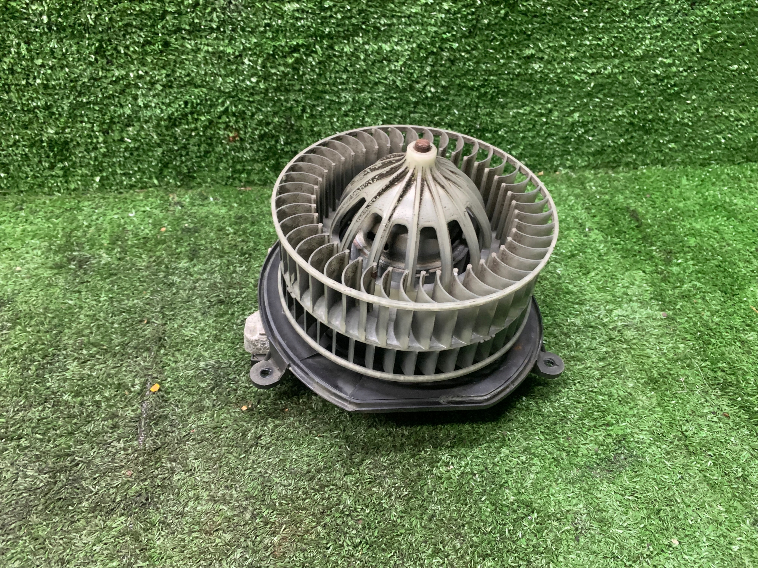 Mercedes-Benz OE A2038210251 rezystor opornica