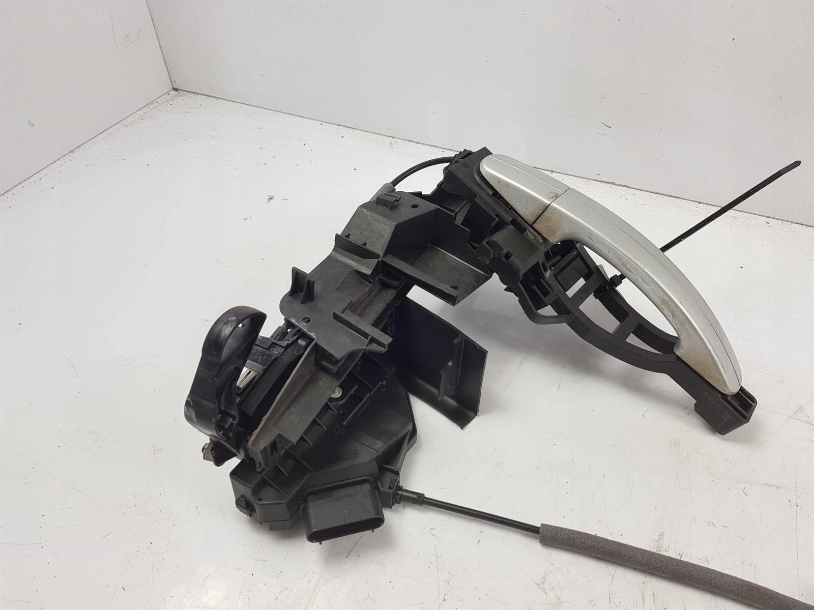 ZAMEK DRZWI PP BM5AA21812BC FORD FOCUS MK3