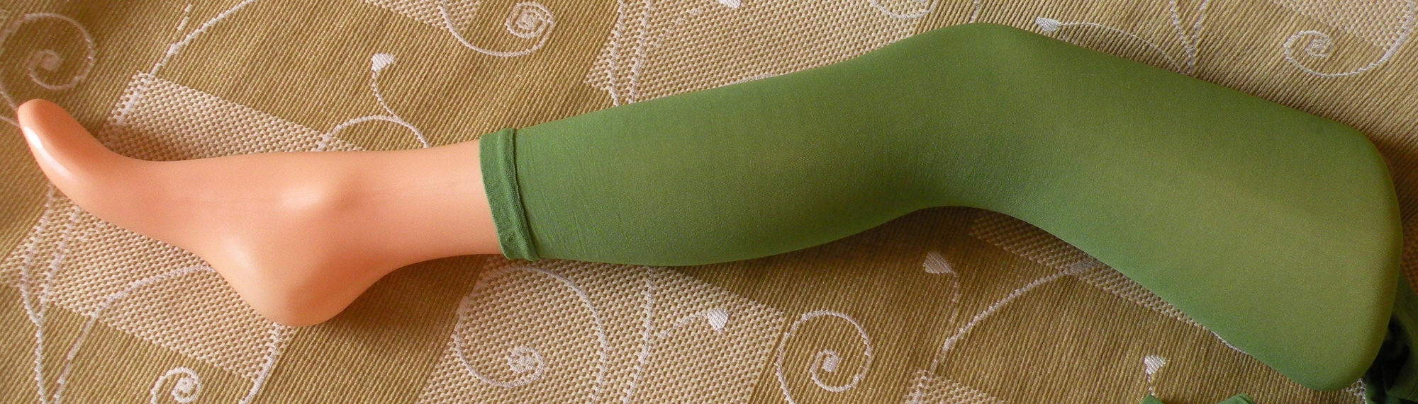 

zielone legginsy Veneziana Micro 40 den M/L