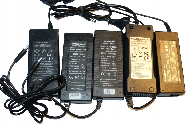 Ładowarka akumlatorów 36V Zasilacz DC 42V 2A 84W hulajnoga 5.5/2.1 mix