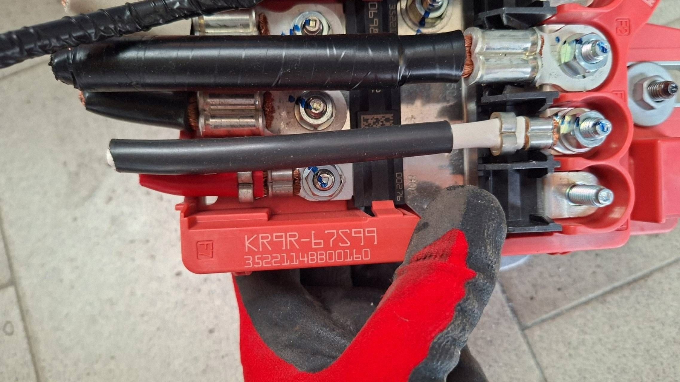 terminal plus fuse Mazda CX-60 KR9R-67S99