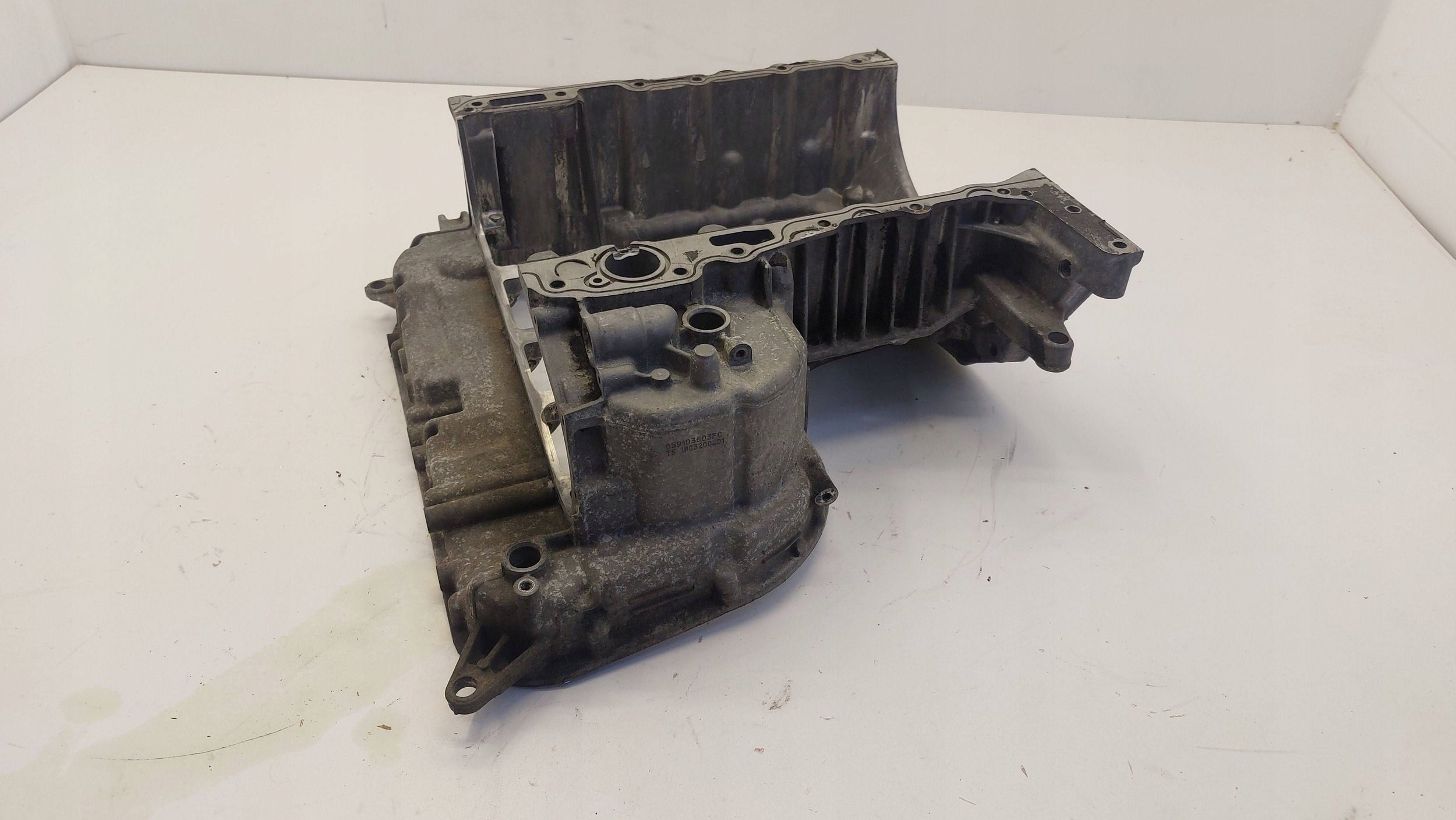VW AMAROK 3.0 TDI DDX CRT oil sump 059103603FC