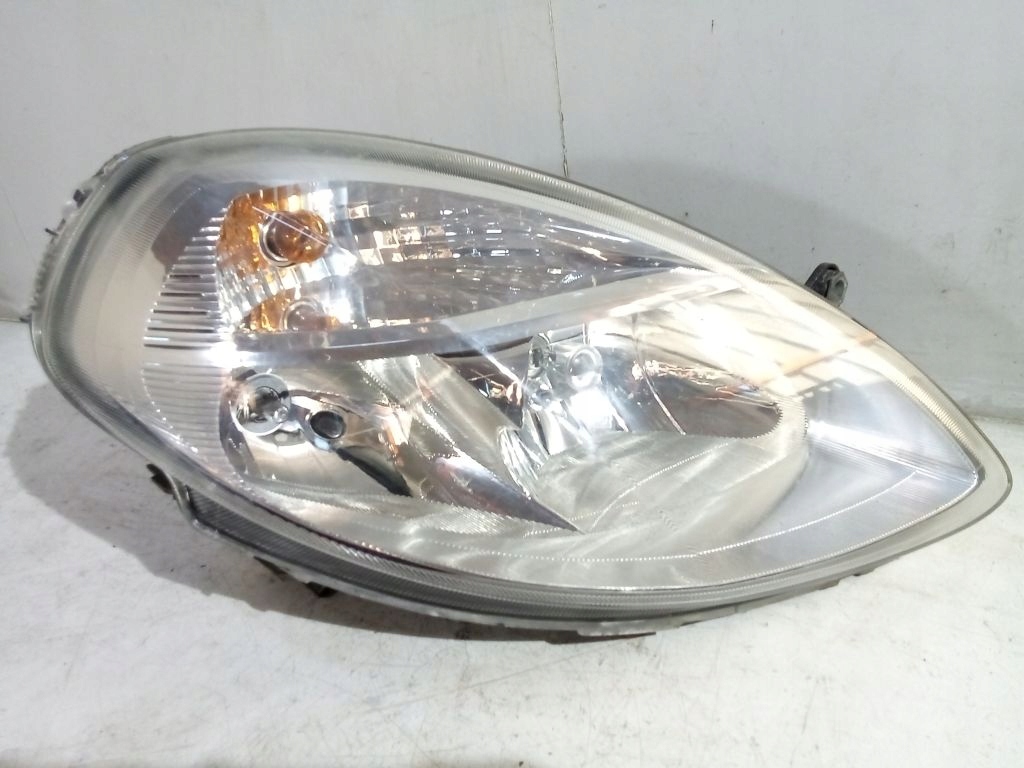 Lancia Ypsilon II light right front front