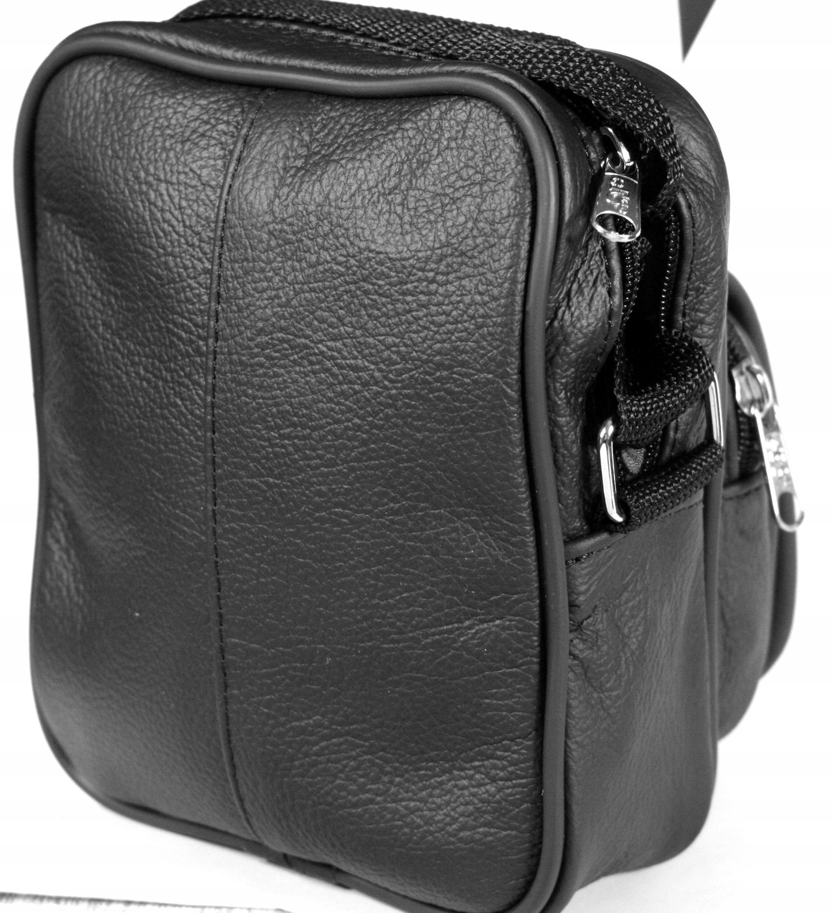 Torba skórzana męska na ramię dwie komory mała polska produkcja torebka Kolor czarny