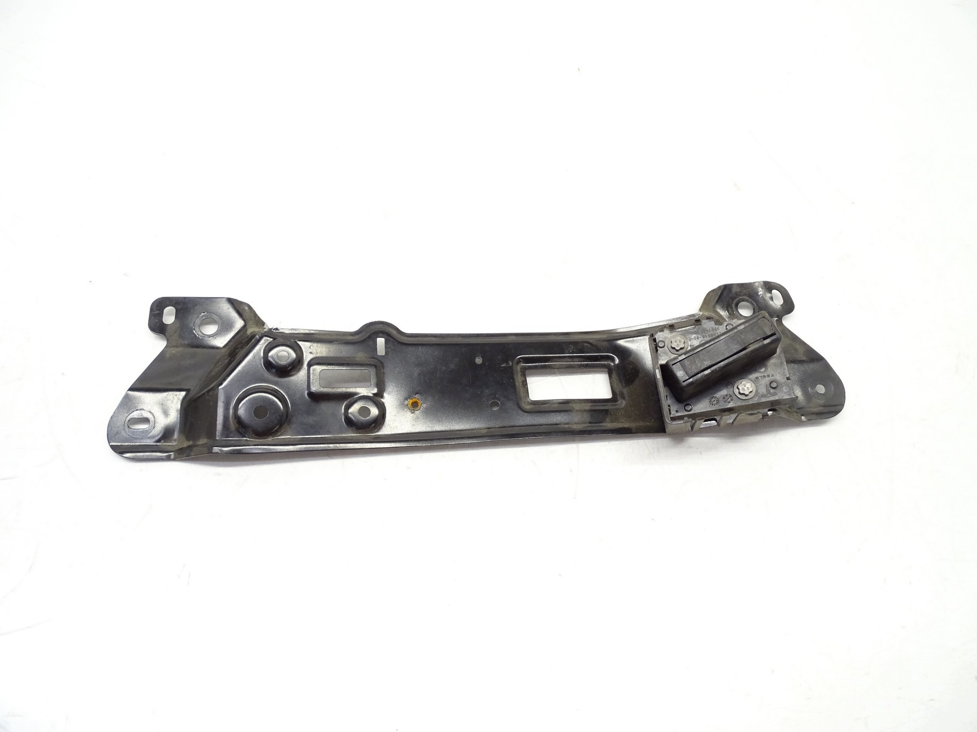 Support plaque Pare choc Avant TESLA 3 1103760-00-C