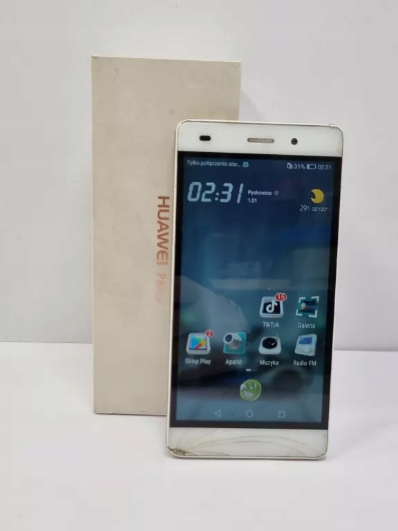Смартфон Huawei P8 Lite 2 ГБ / 16 ГБ 4G (LTE) белый