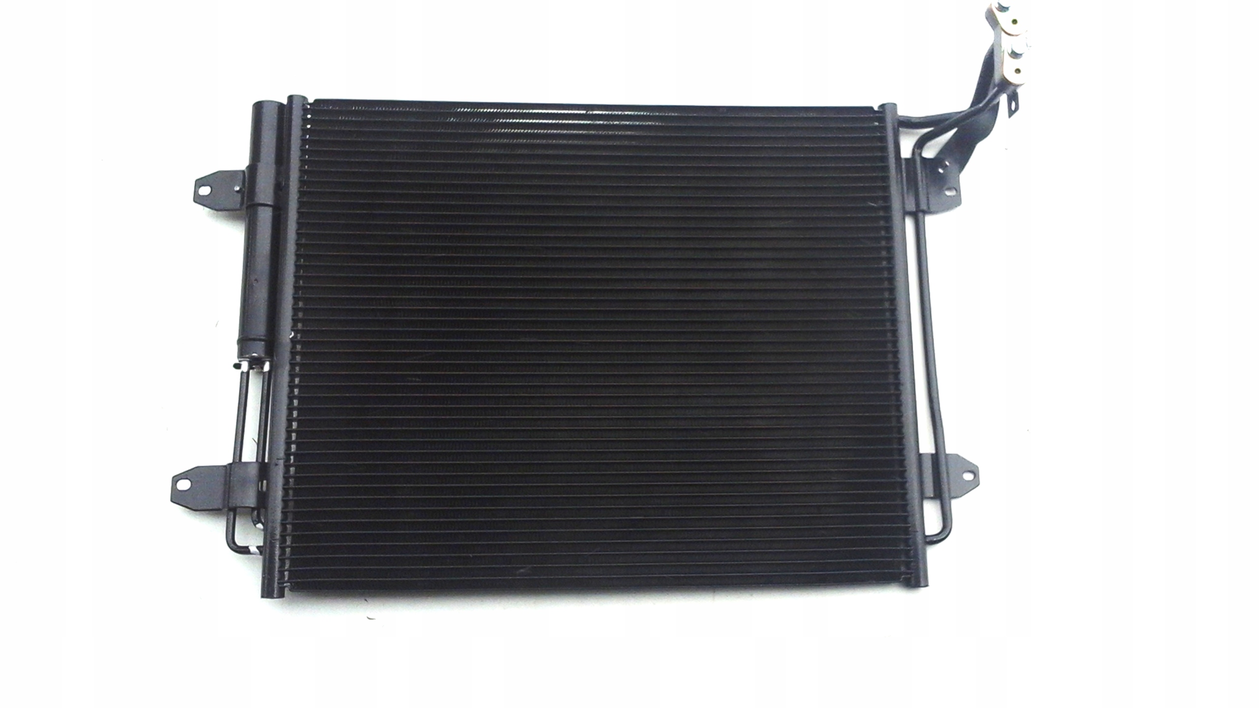 053-016-0030 - Конденсатор VW TIGUAN (5N) (07-) 2.0 TFSI/2.0 TDI