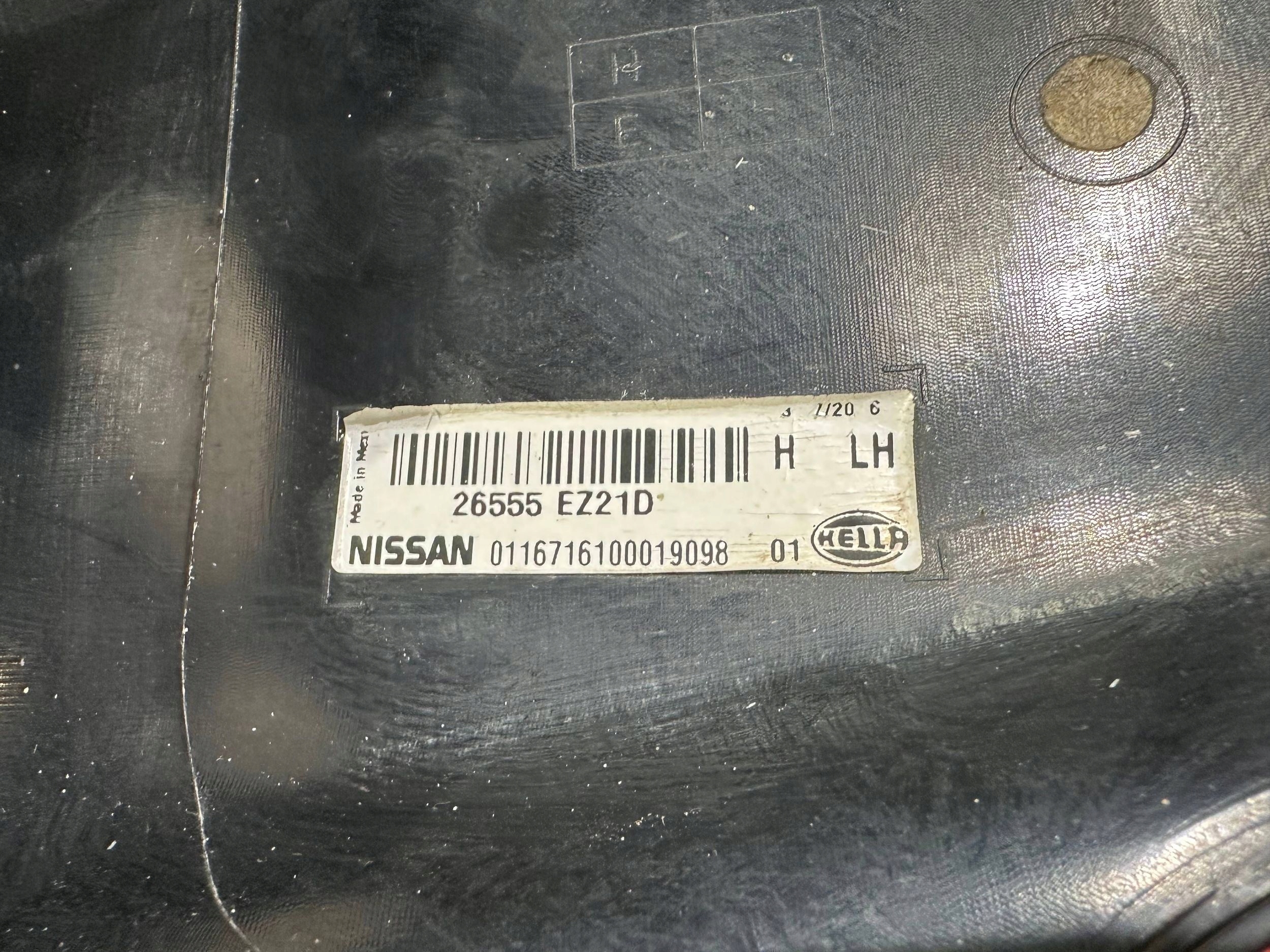 light rear part rear left Nissan Titan 2016+