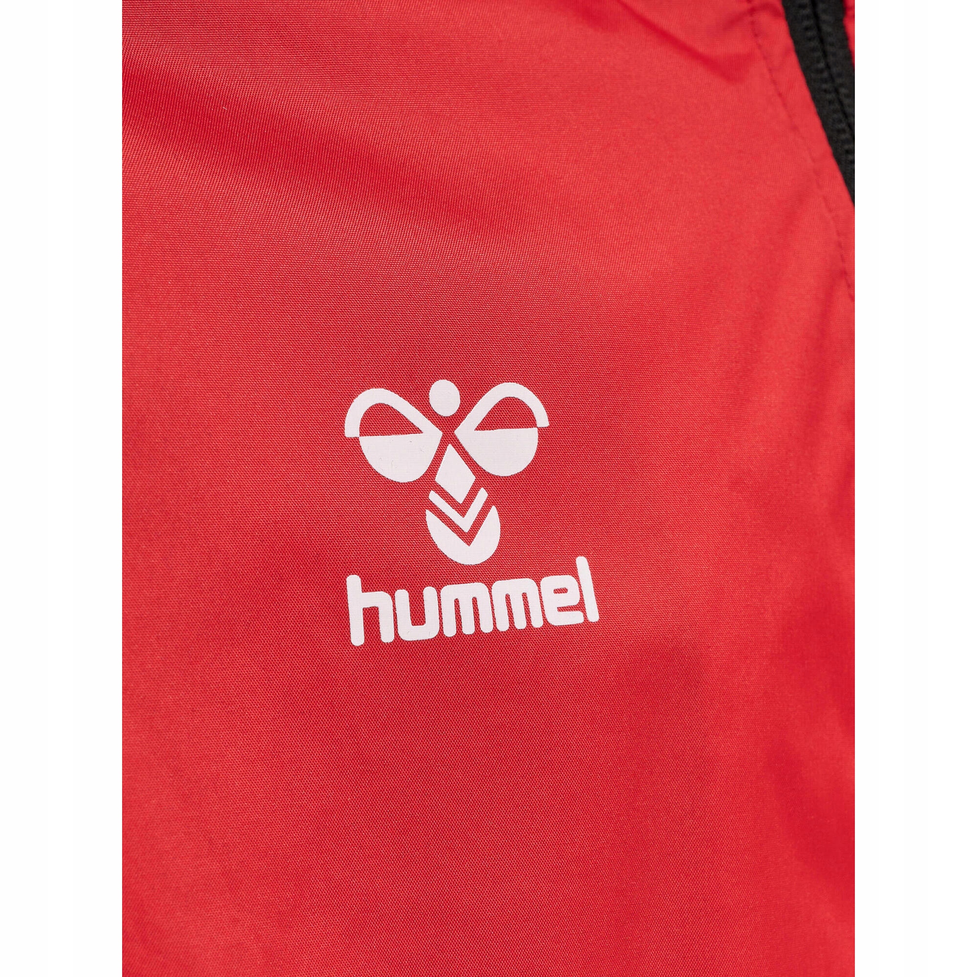 KURTKA HUMMEL CORE XK SPRAY JACKET R. 116 CZERWONA Kod producenta 211487