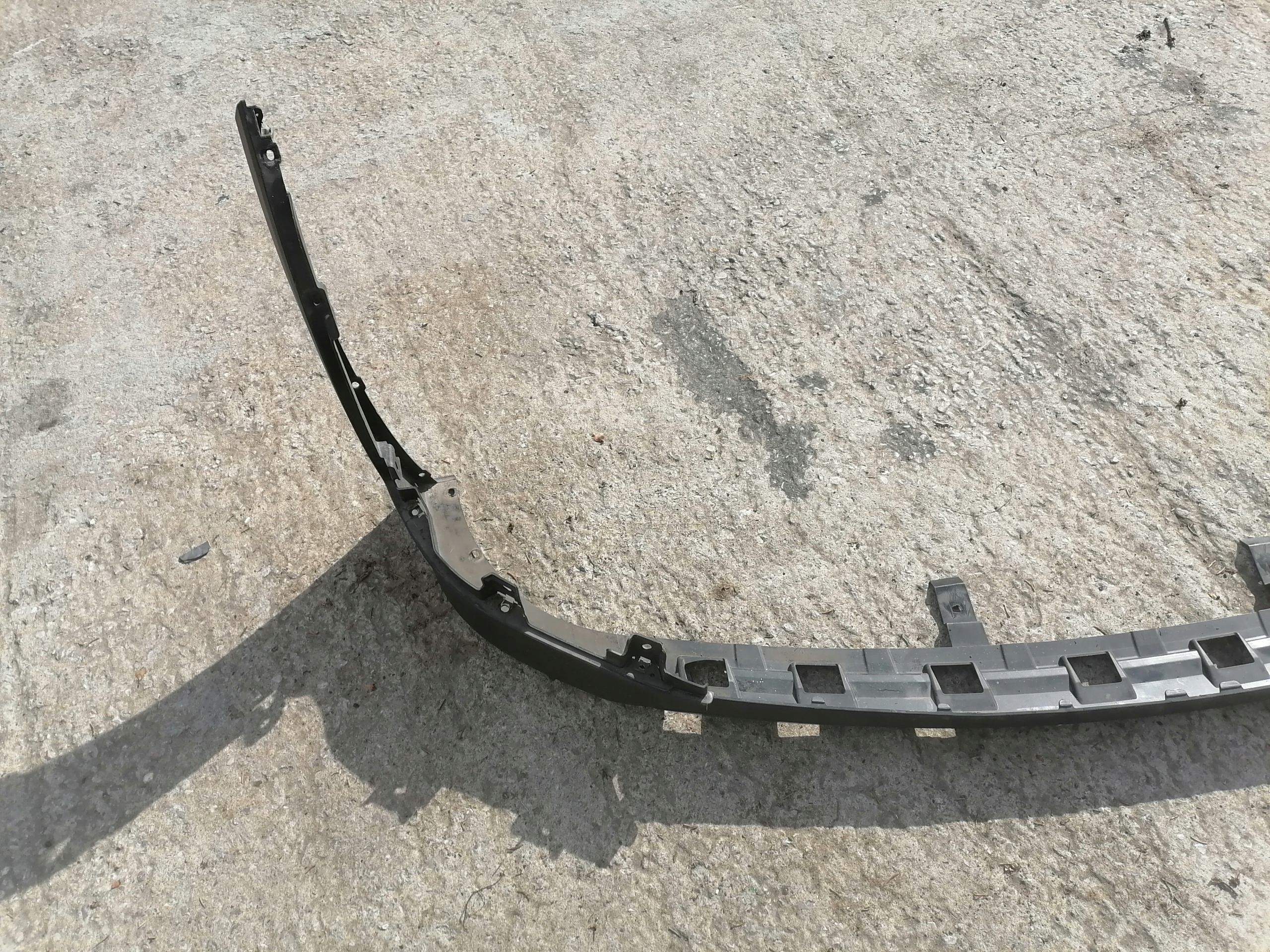 HYUNDAI TUCSON bumper front lower 86512-D7100