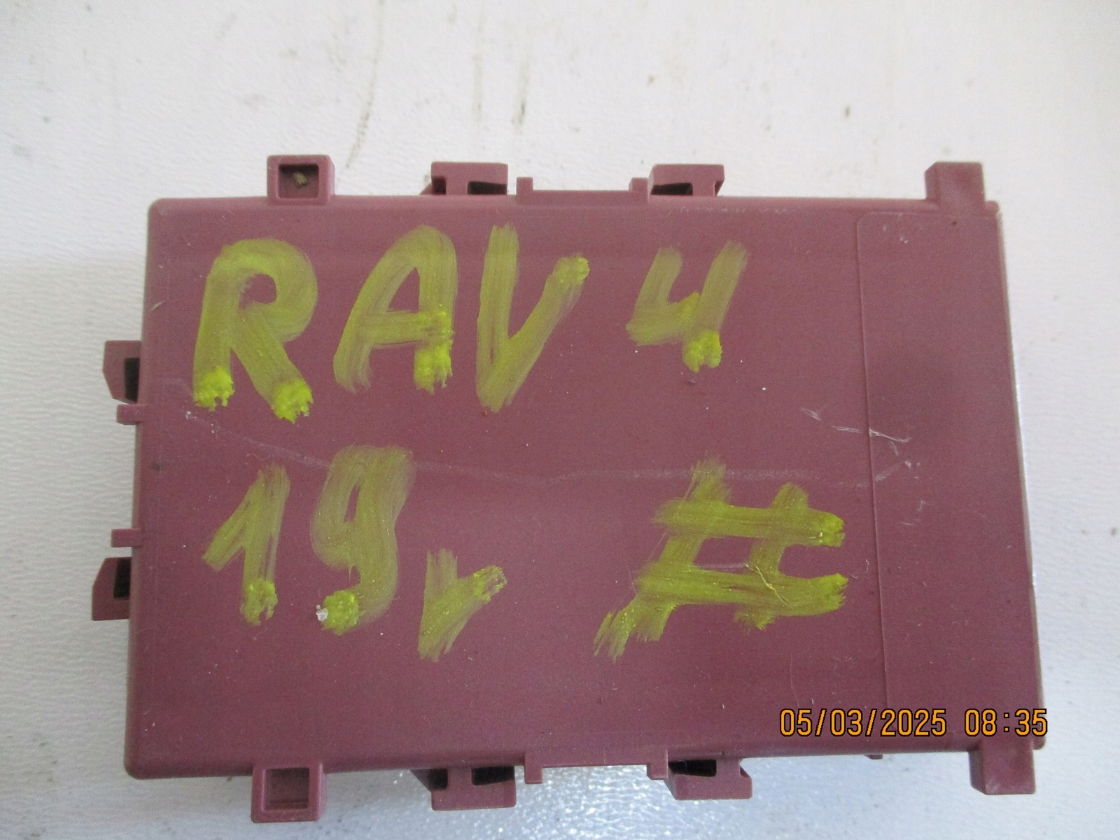 module control unit gateway TOYOTA RAV 4 V 89111-12040