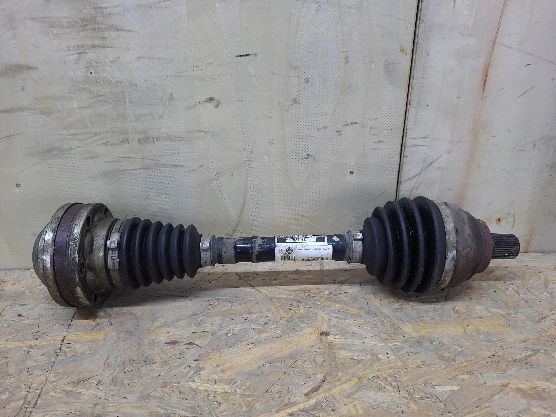 semi-axis front left side Volkswagen Sharan 2 2012 7N0407761N