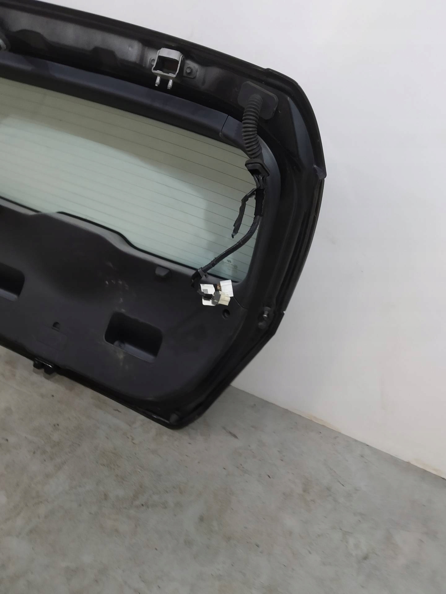 boot door window 5D HB 9F Hyundai i30 and (2007-2012)