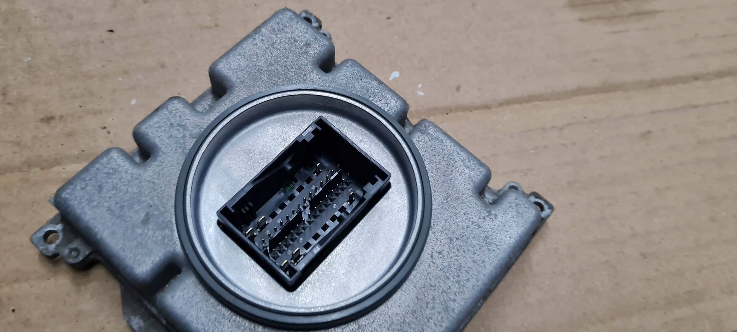 Конвертер модуль led Audi OE 7PP941572AC
