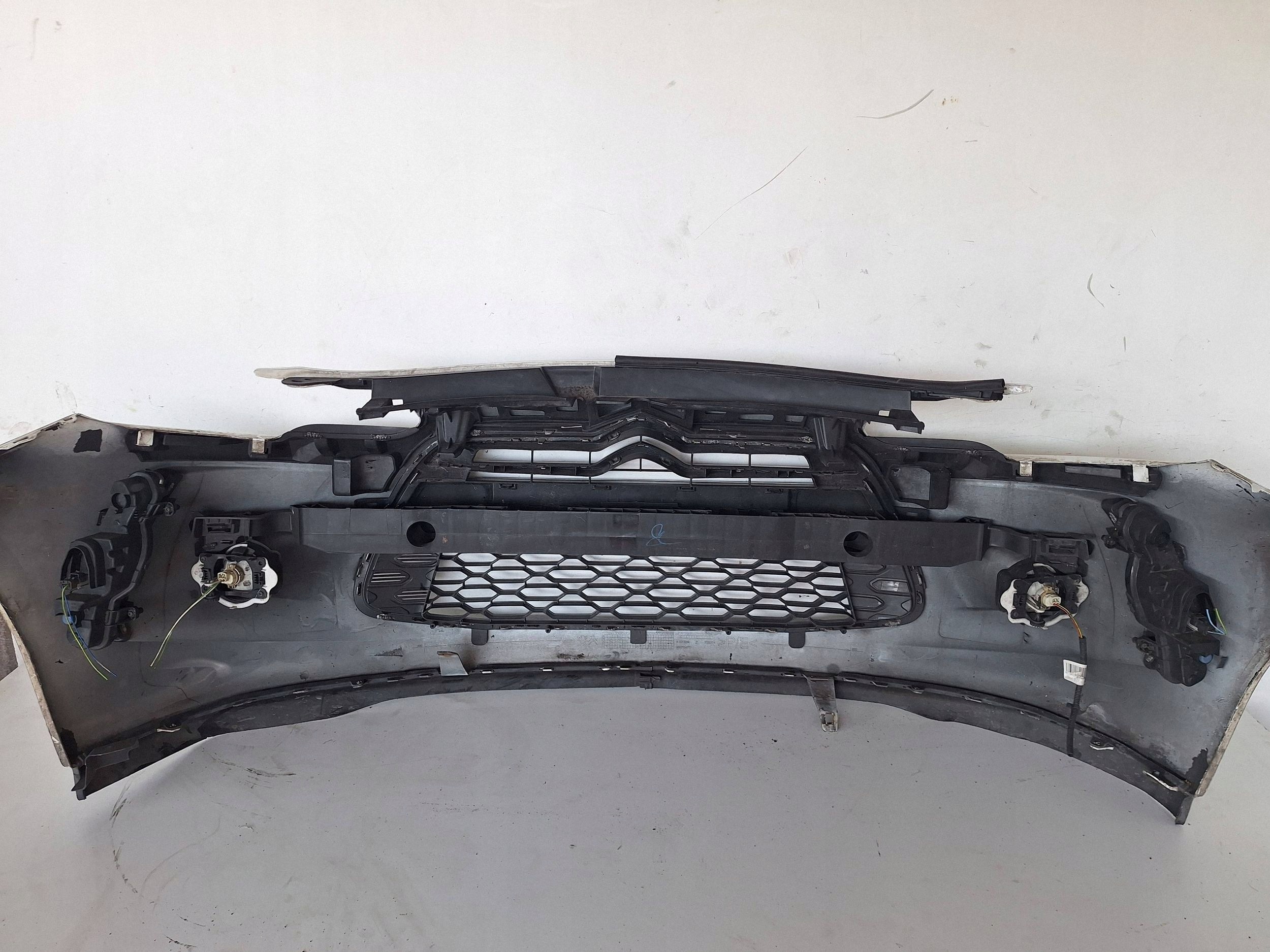 CITROEN DS3 10-14 bumper + LED 9687534777