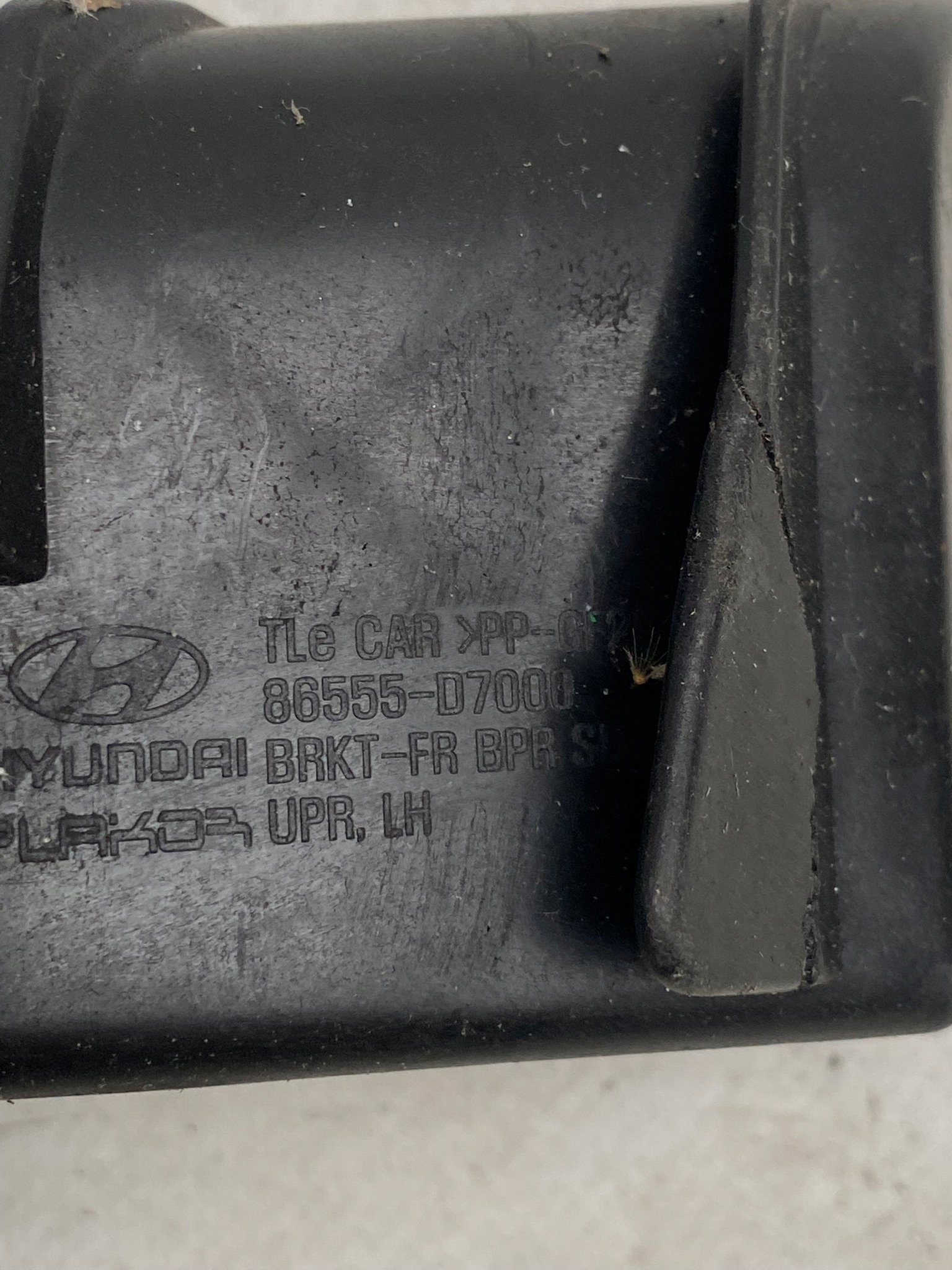 HYUNDAI TUCSON 3 III 15- bumper bracket left front