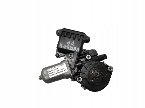 TOYOTA VERSO 09- SILNICZEK SZYBY PRAWY PRZÓD