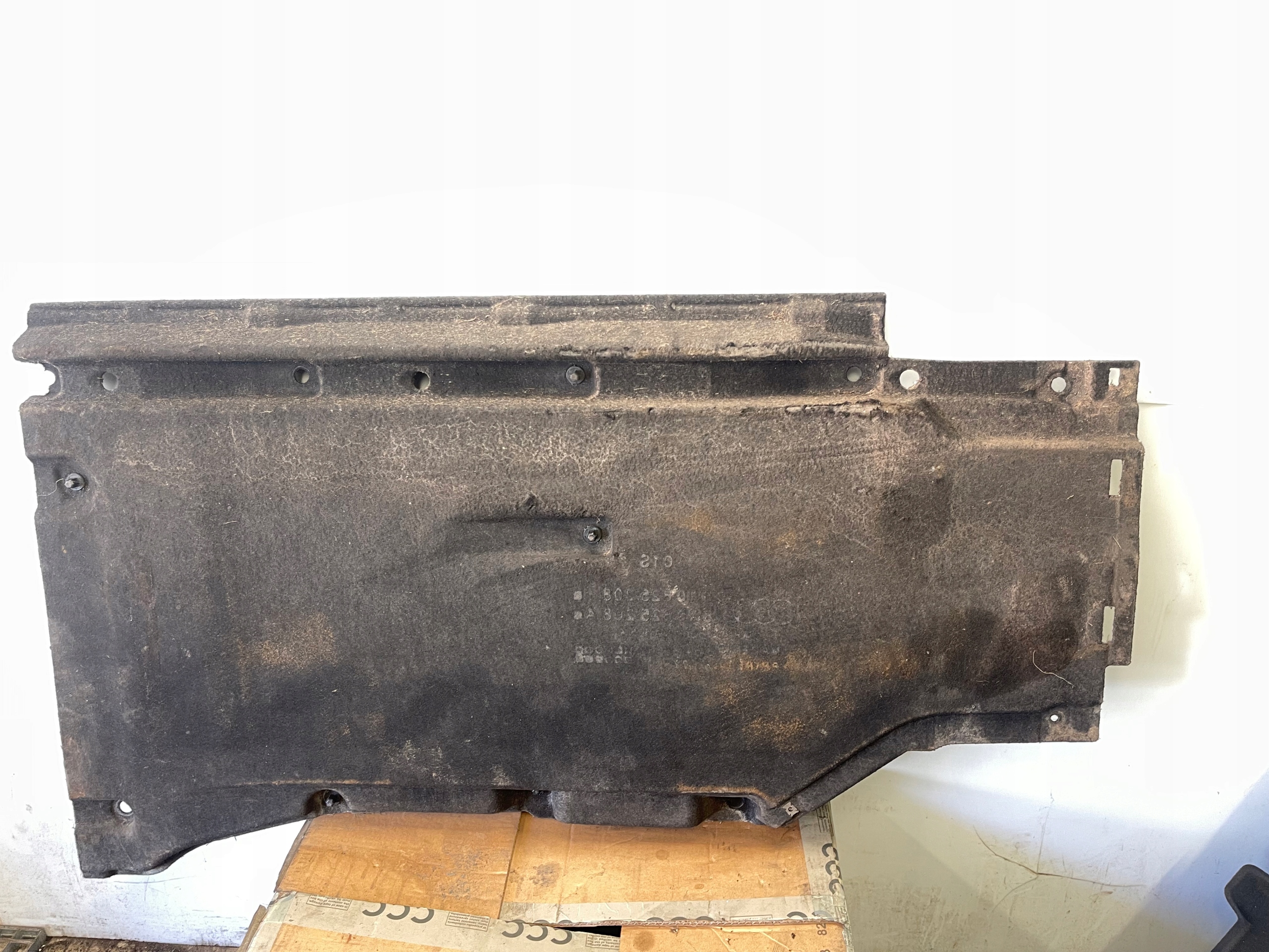 AUDI A4 B9 cover chassis lower right 8W0825208