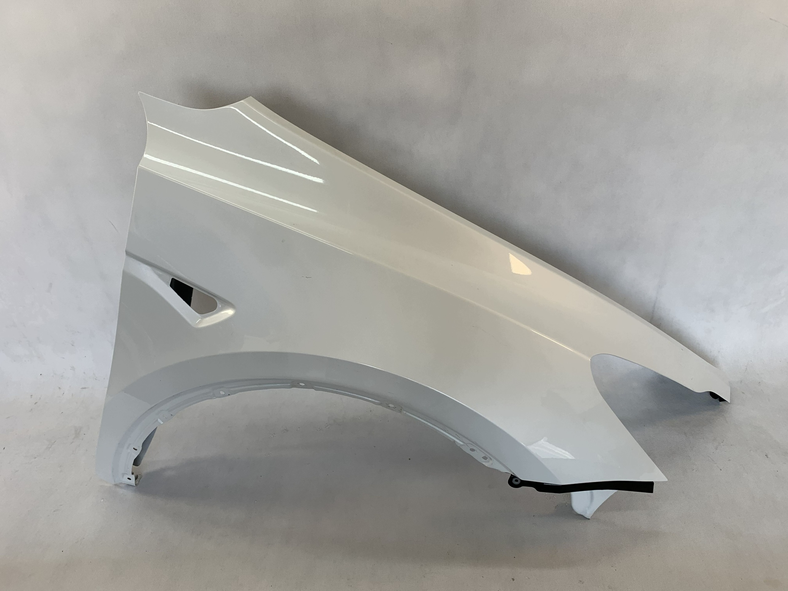 parafango Destra Tesla Model Y 20r 149347200C 05.26