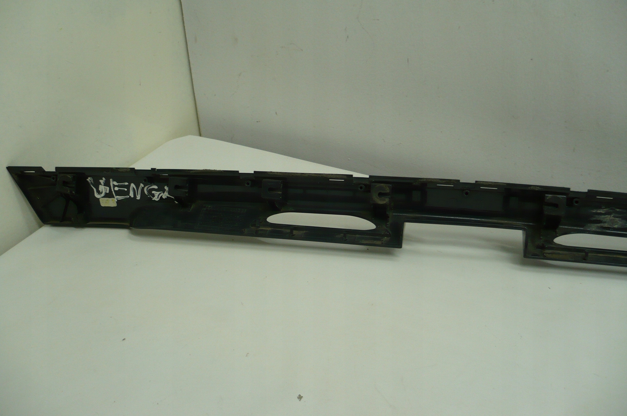 KIA VENGA LIFT 15- cap moulding bonnet boot rear part