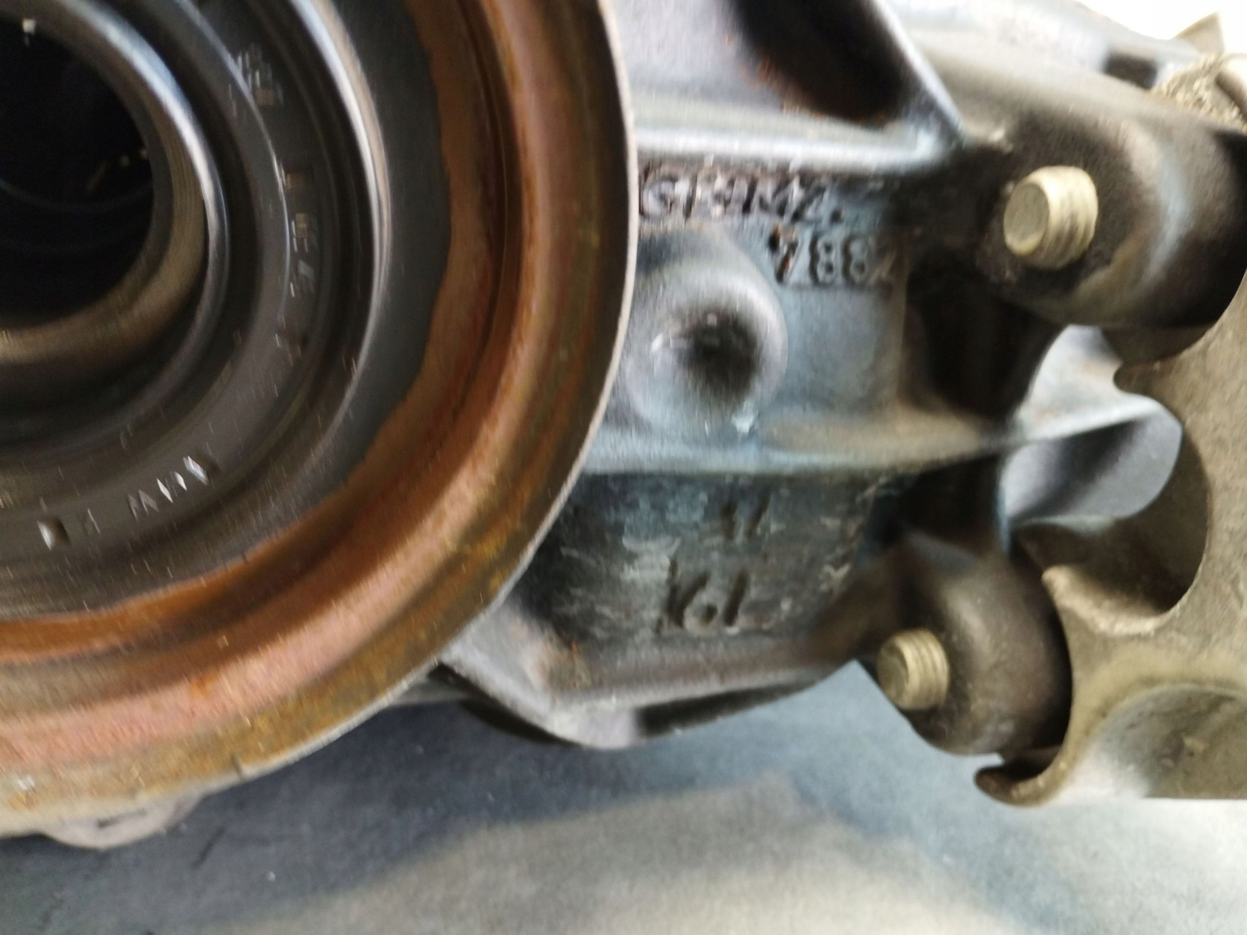 Mercedes-Benz S W222 2014 4.7 V8 diff differential rear part A2223508800