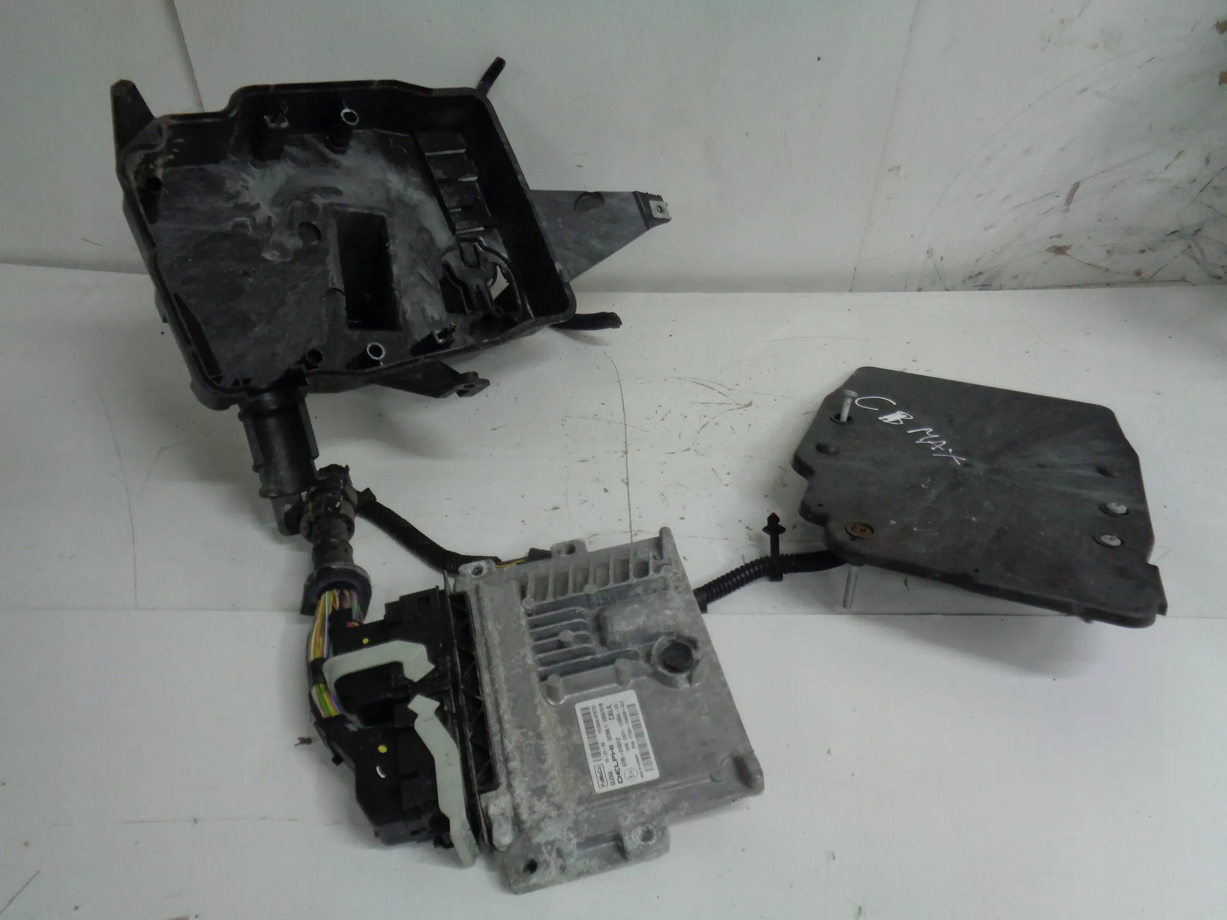 FORD C-MAX KUGA II 16R 2.0D COMPUTER CONTROL UNIT OF THE ENGINE DS71-12B684-XB