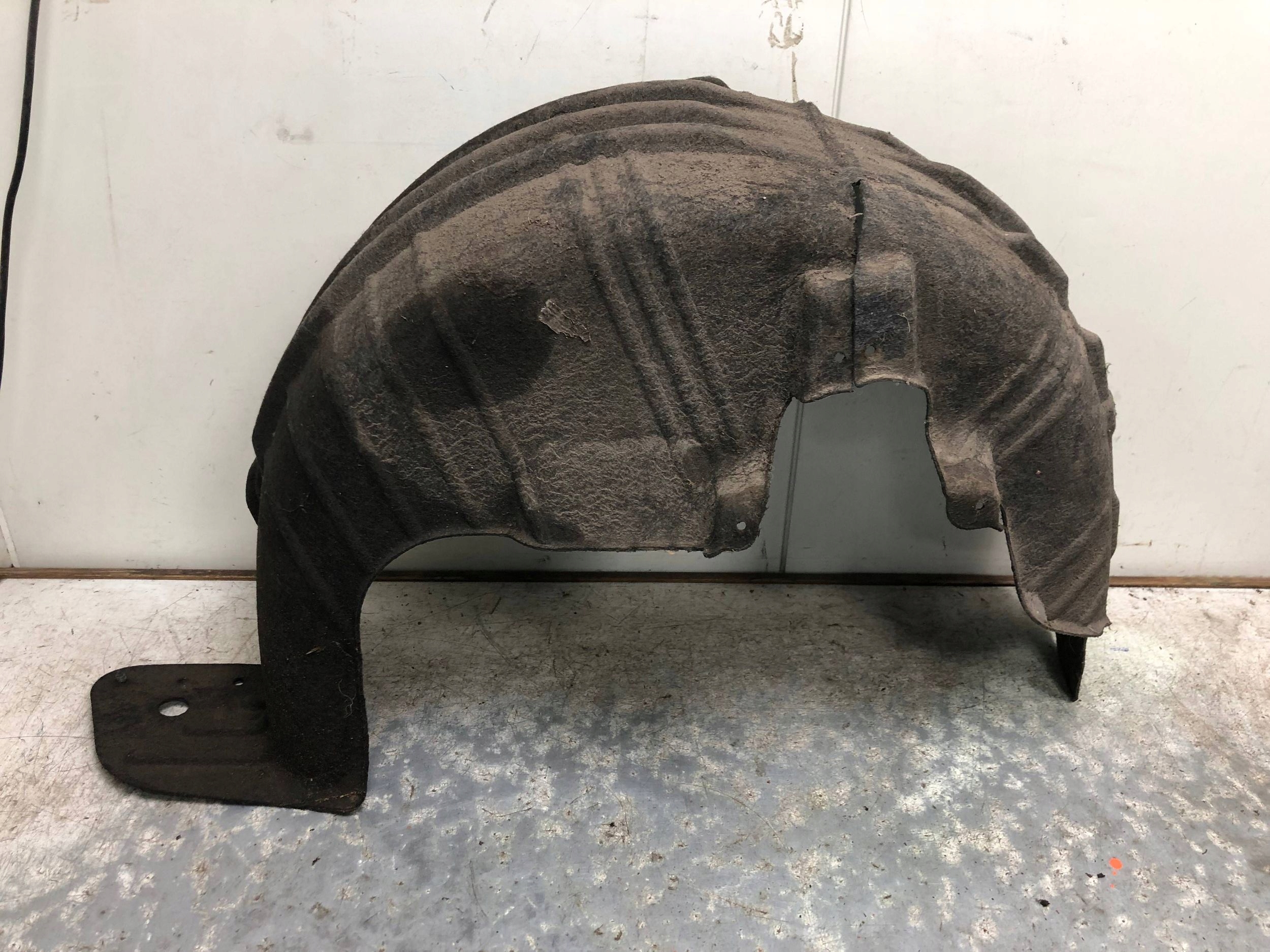 Radschale links heck FORD FOCUS MK4 KOMBI