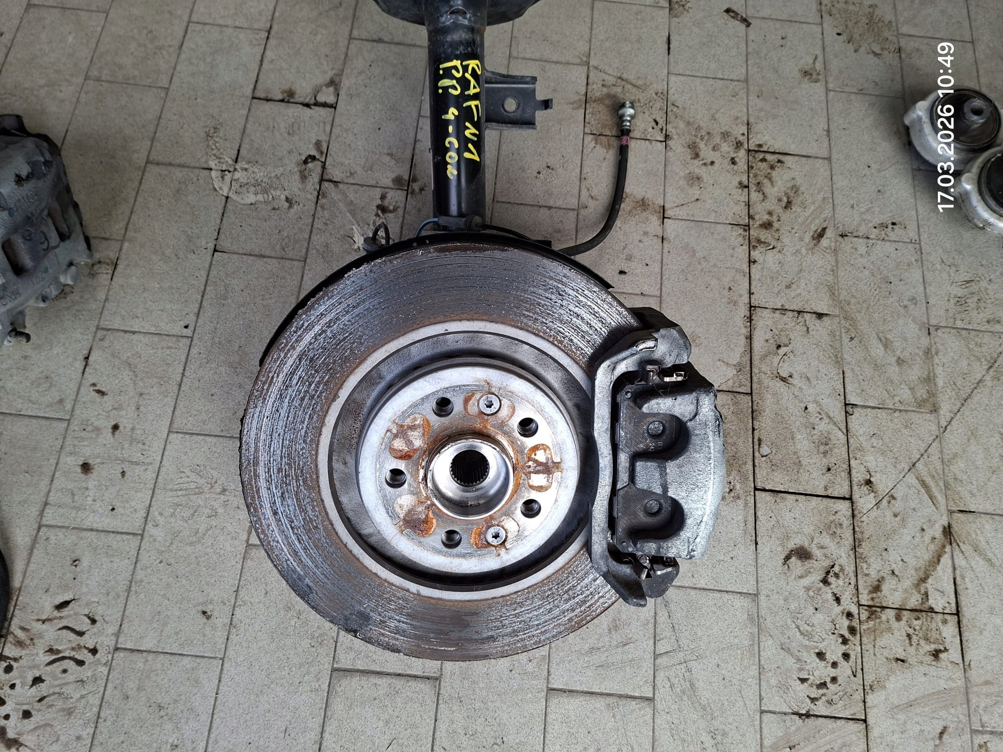 Mozzo FUSELLO perno mozzo MCPERSON ammortizzatore Destra RENAULT RAFALE 1.2 E-TECH