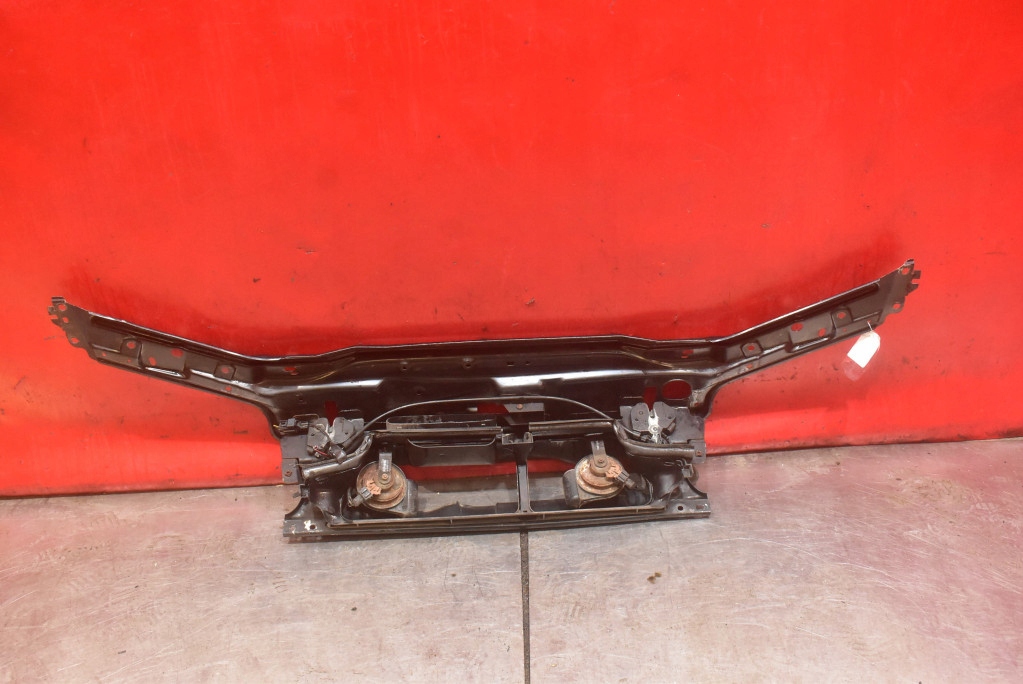 support panel for radiators pillar VOLVO XC70 1 and 2.4 T 200 KM 4X4 00-05