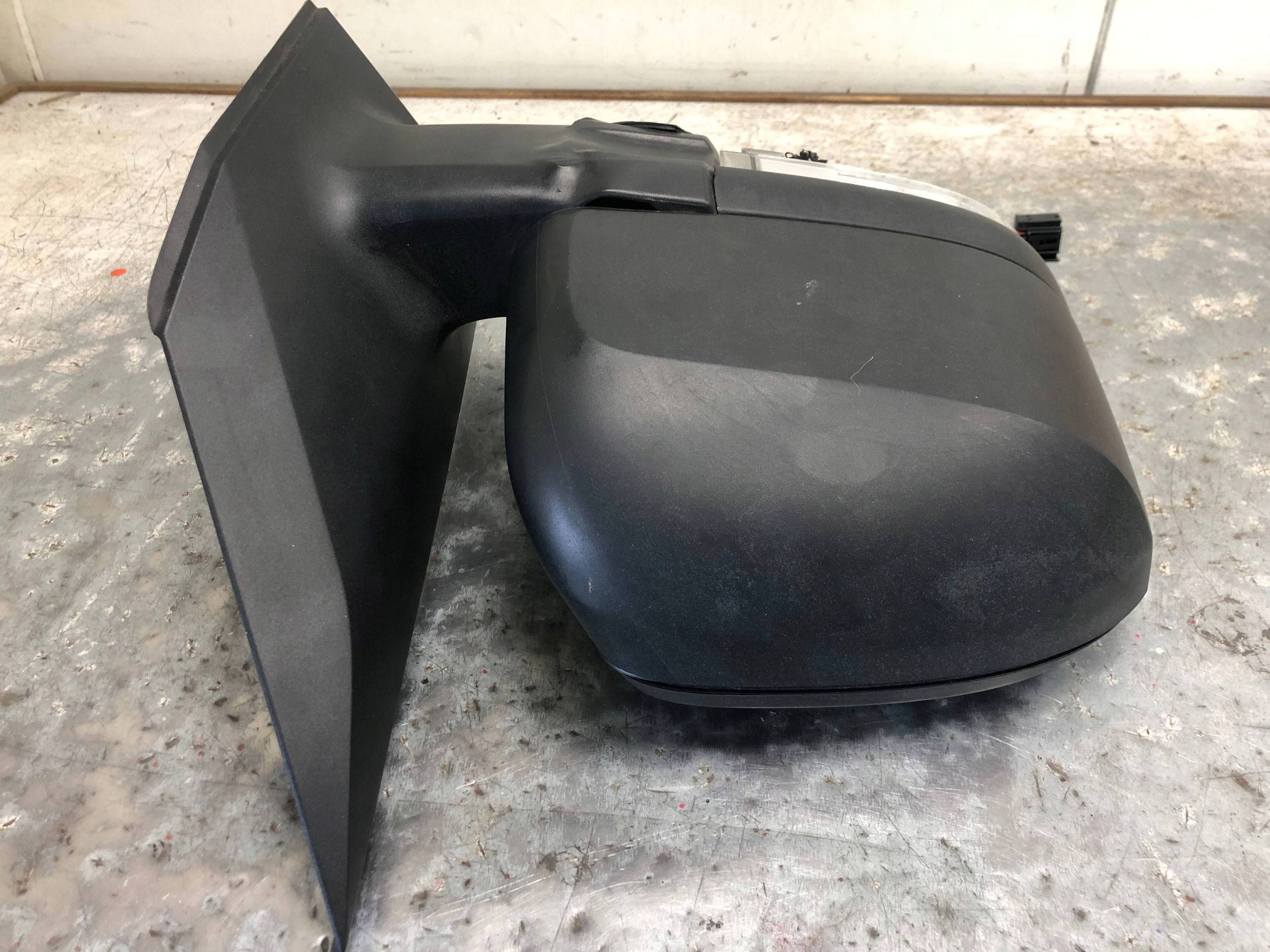 mirror right 8 PIN VW CRAFTER II 7C1857388DN