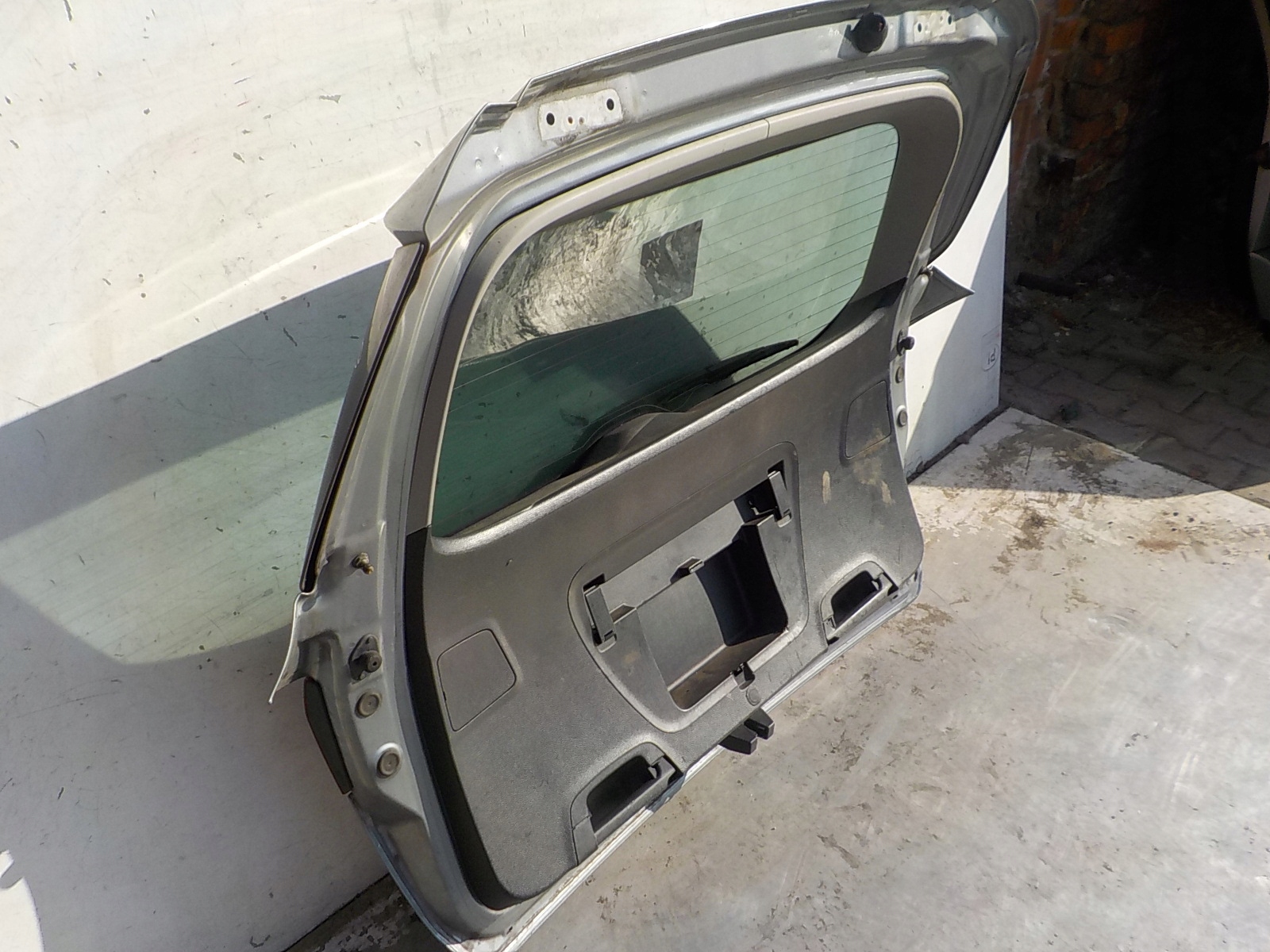 669 OPEL ASTRA IV J KOMBI boot door rear