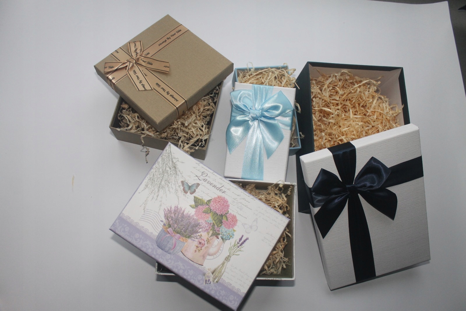 AVON - PERCEIVE CASHMERE -woda perfumowana 50 ML+próbka IMARI NATURELLE Rodzaj woda perfumowana