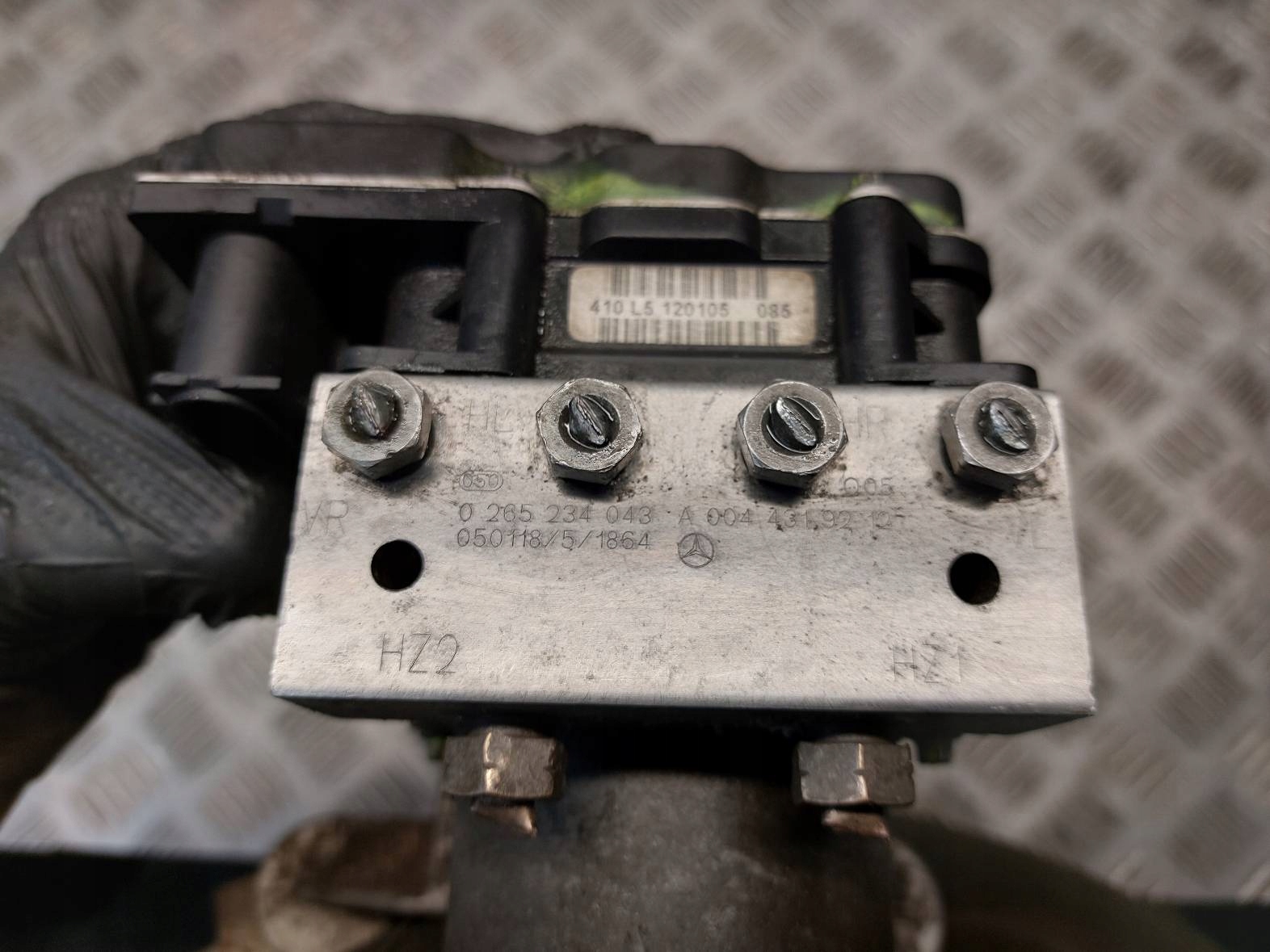 pump control unit ABS MERCEDES-BENZ W169 A200 2.0 8V A0044319212