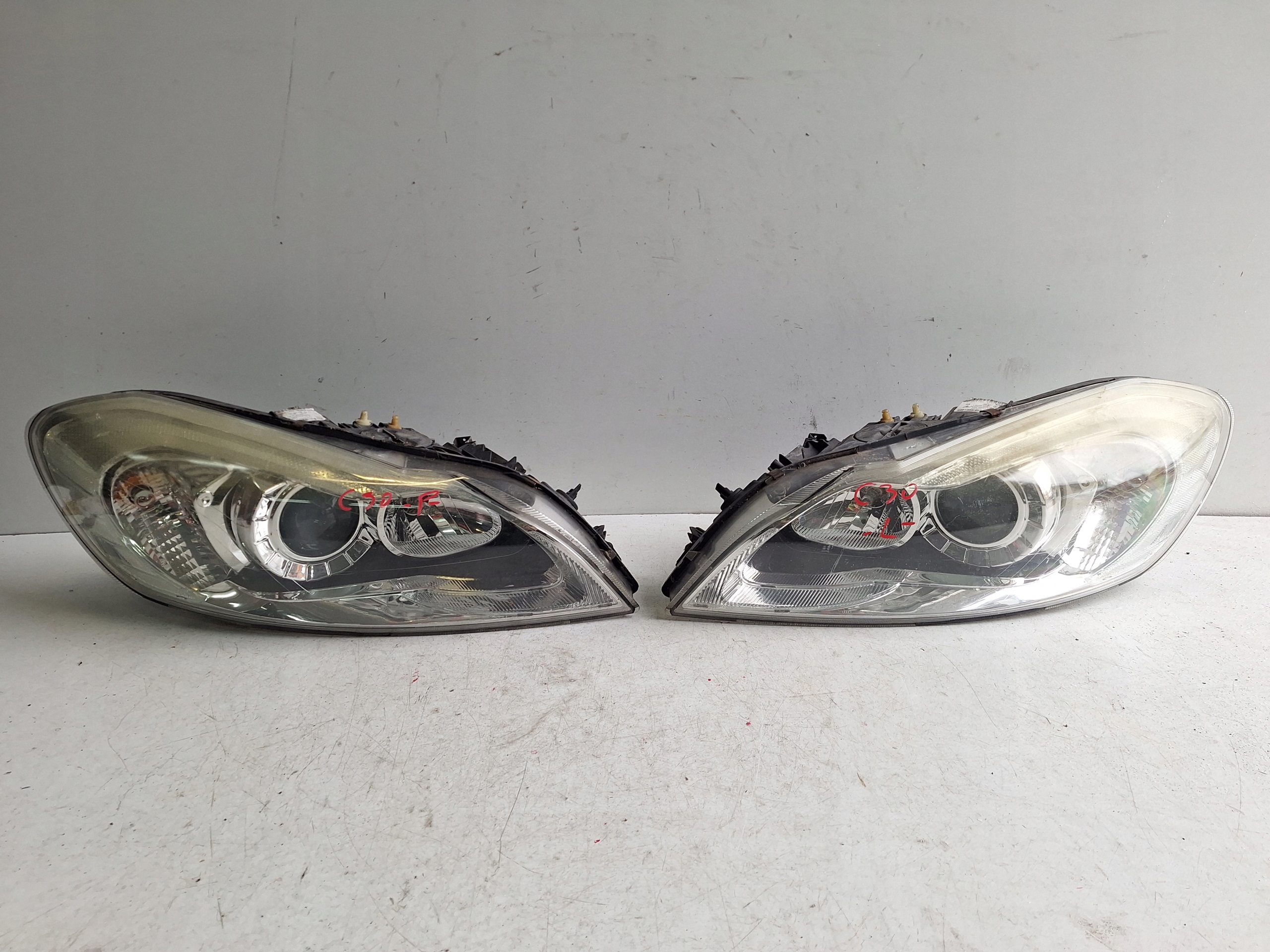 VOLVO C30 LIFT 09-12 light left UK