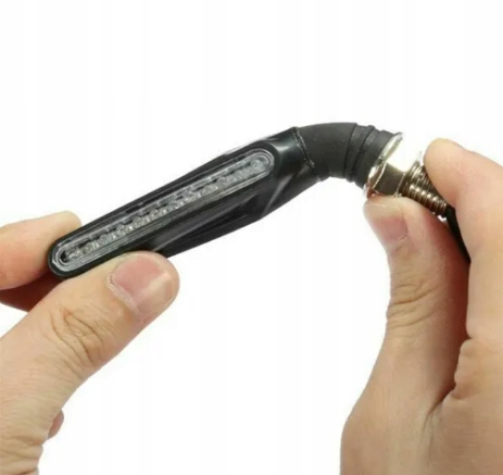 KIERUNKOWSKAZY DYNAMICZNE LED PŁYWAJĄCE 4 SZT Producent maks