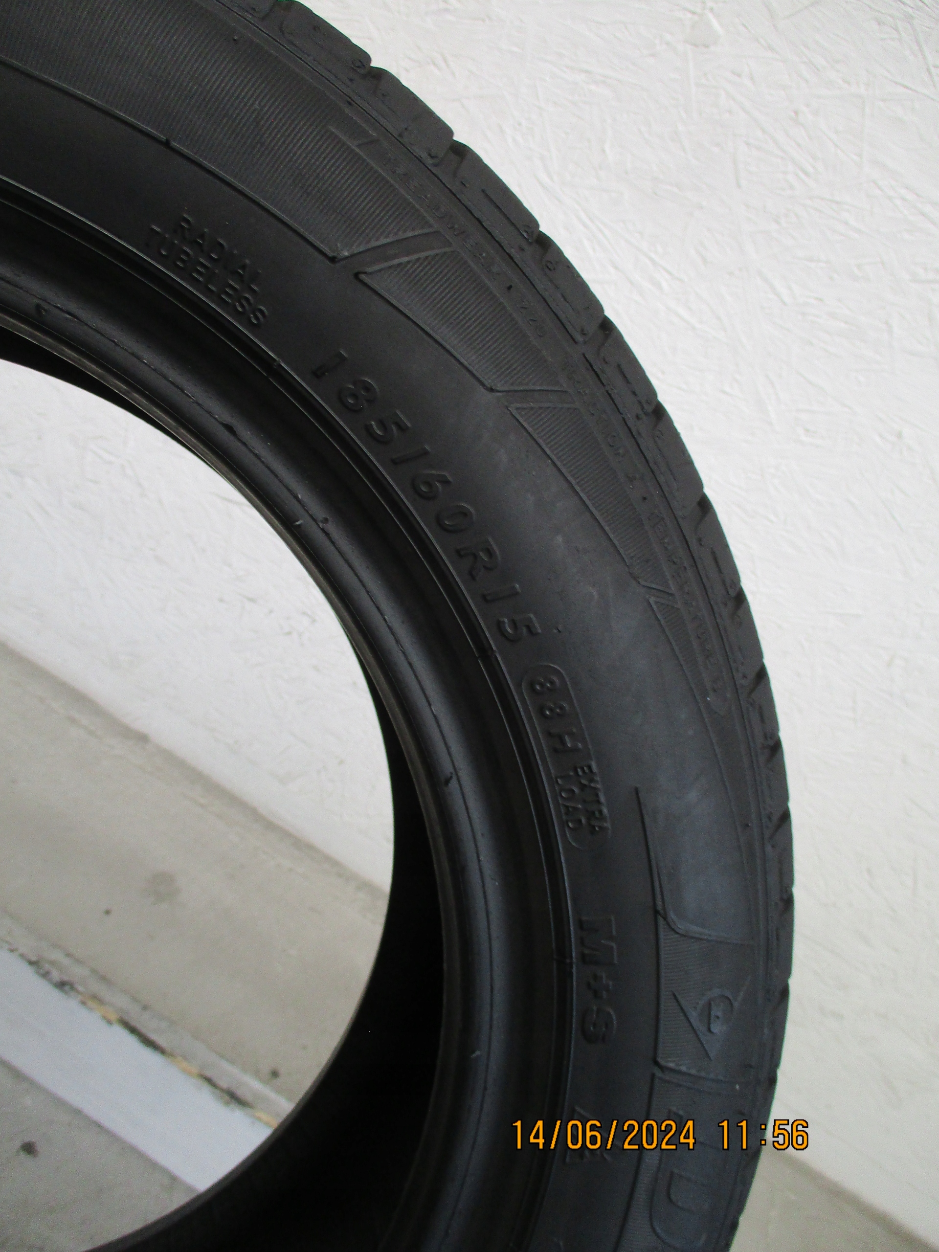 185/60R15 Dunlop SP Sport 01 A/S 6,1mm Szerokość opony 185 mm