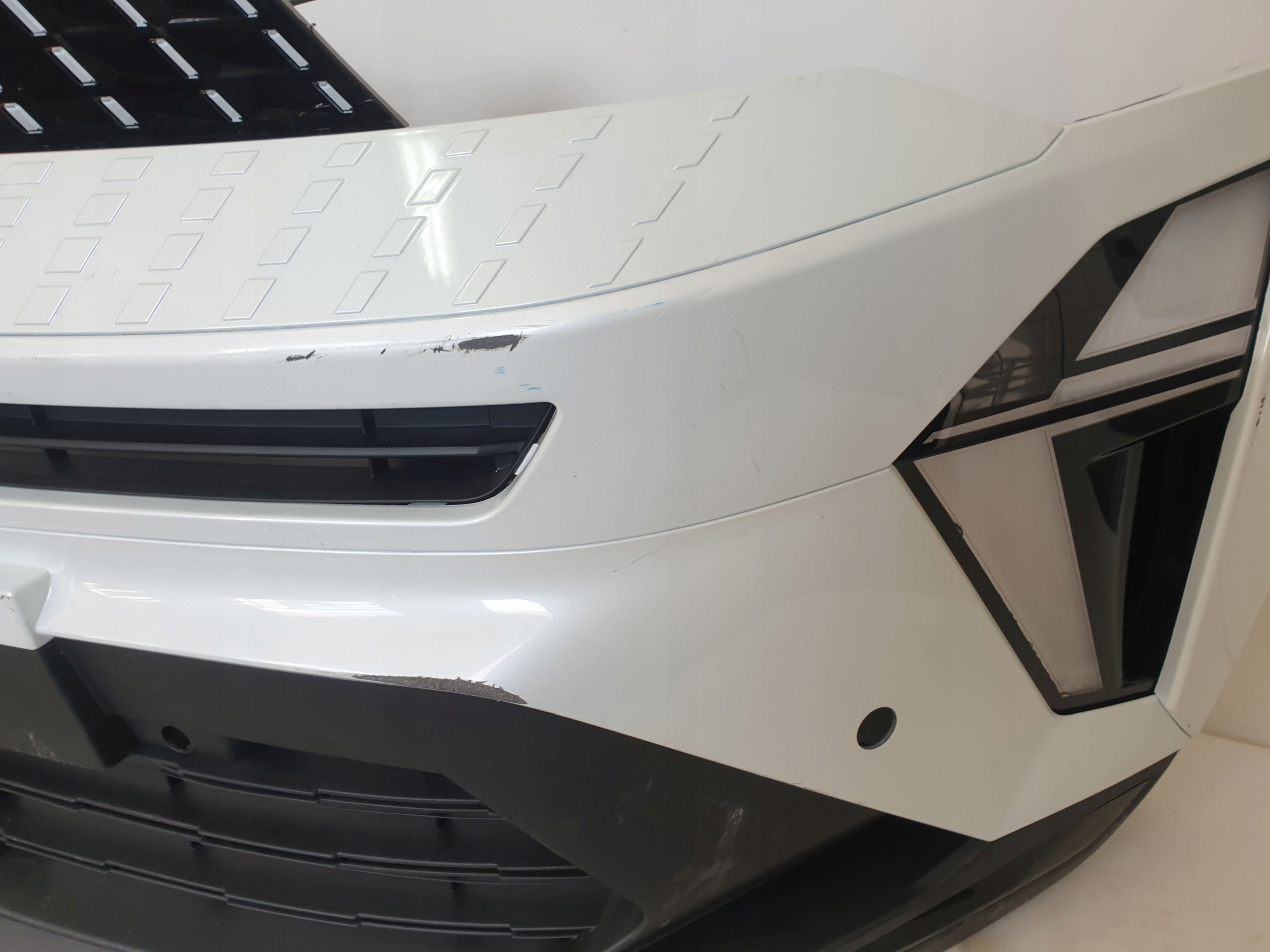 RENAULT CAPTUR II LIFT 24-> bumper front PDC LED RADAR cover KAMERA