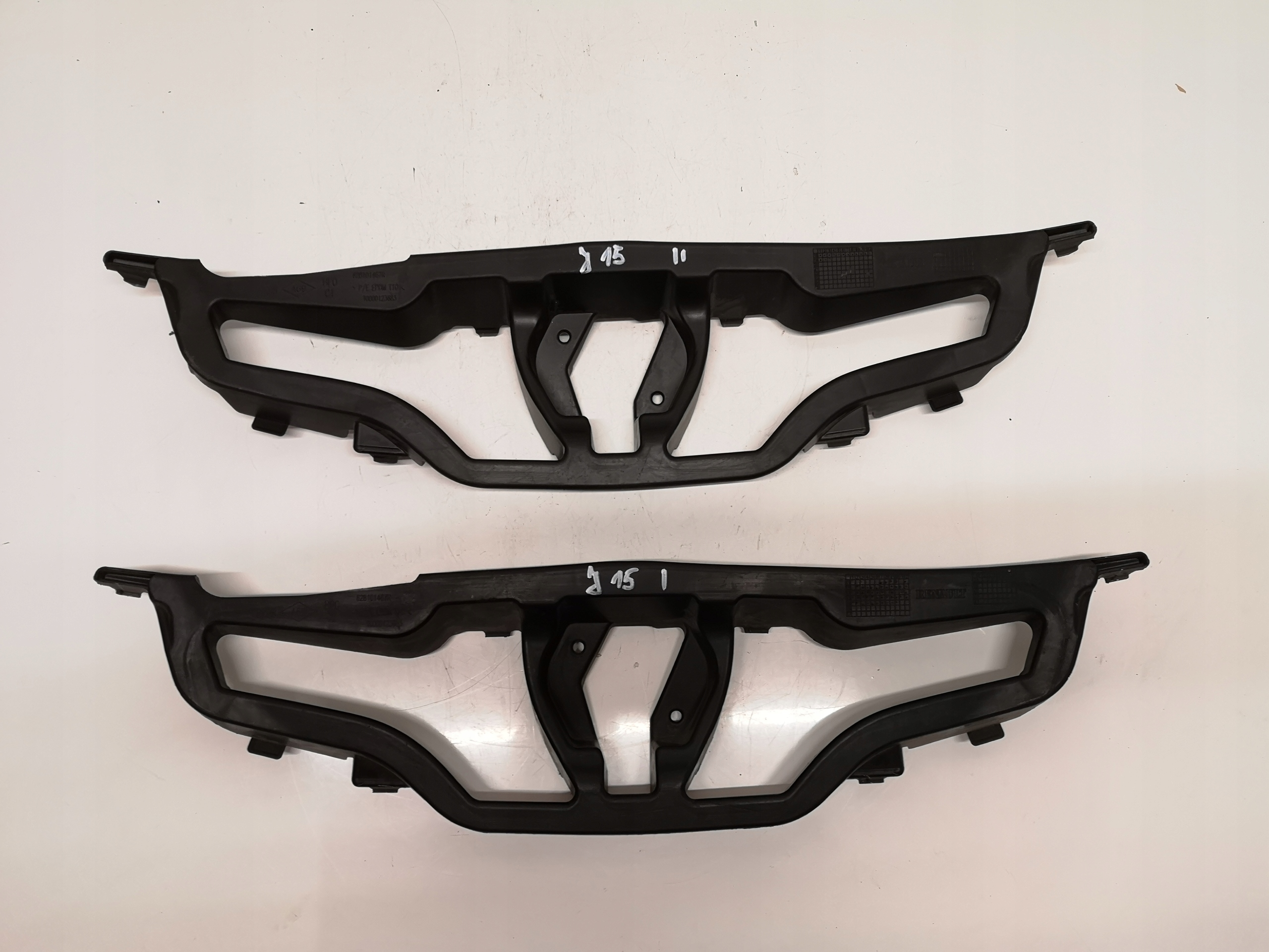 RENAULT CLIO 4 IV 12-20 WZMOCNIENIE ATRAPY GRILLA