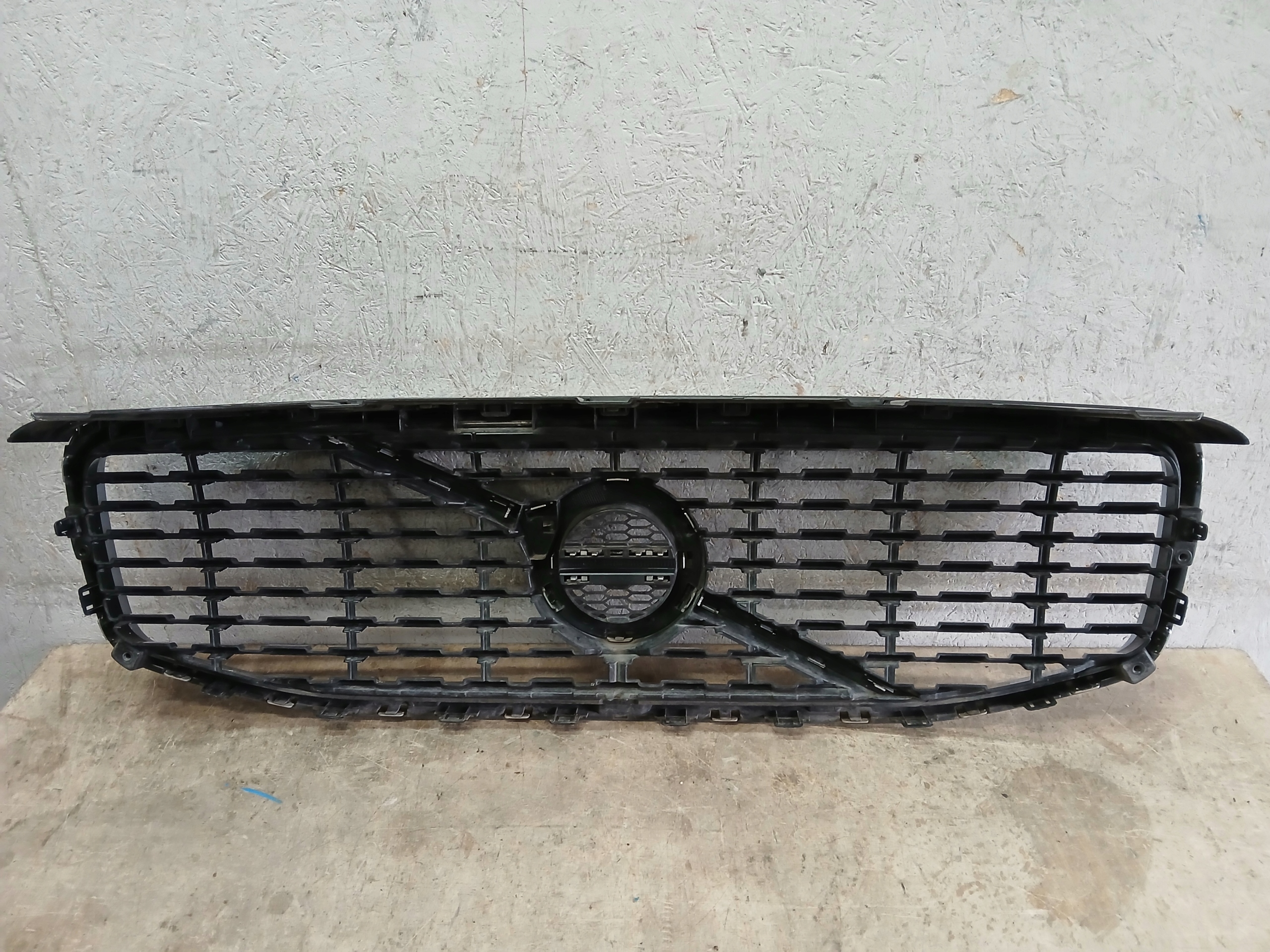 Grille VOLVO XC60 XC-60 II 2 17- R-Design 31425534