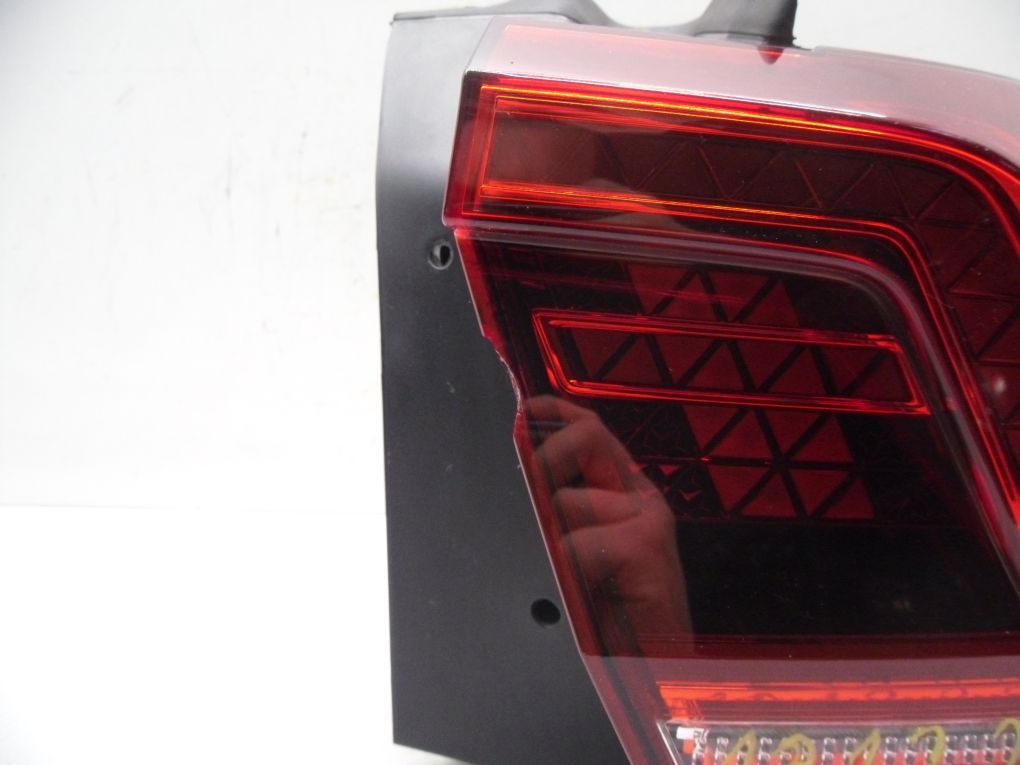 VW TIGUAN II 2 5NA LED 15- light rear right
